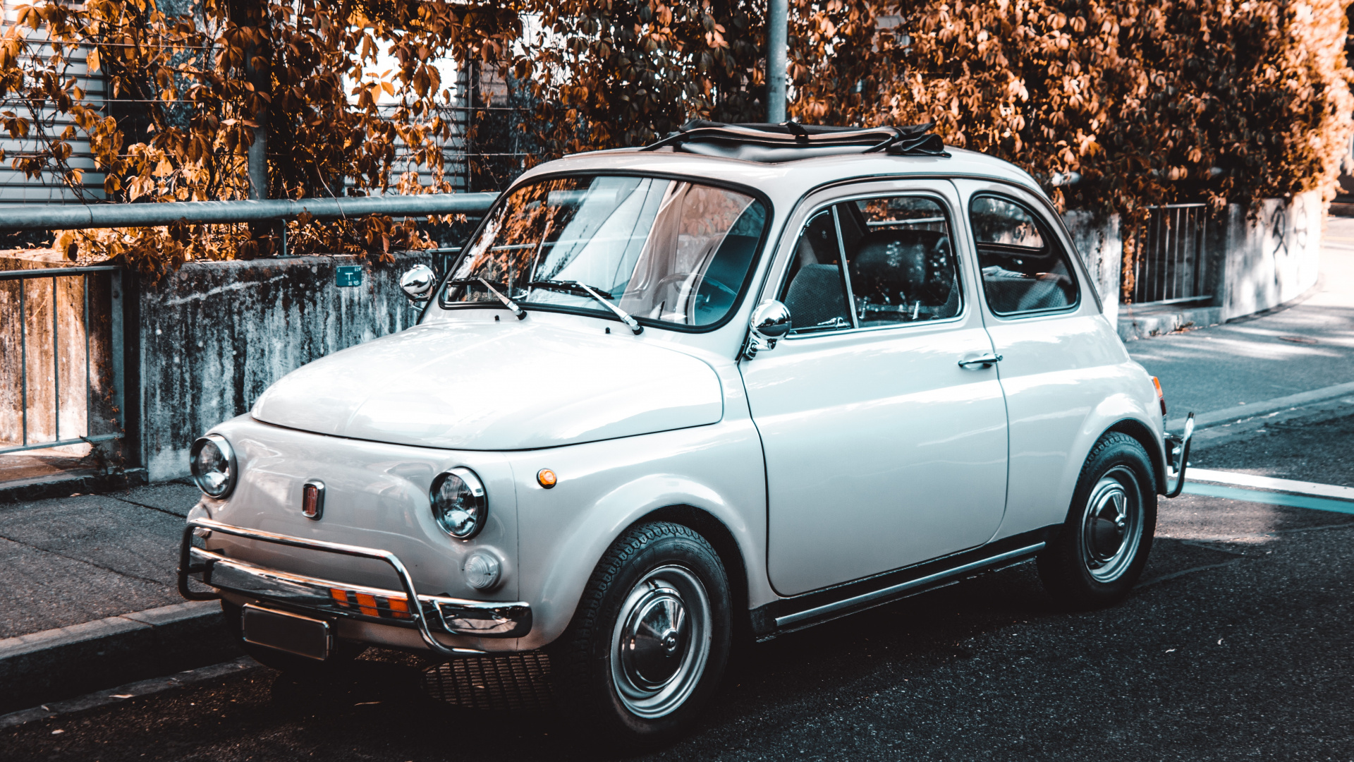 Обои авто, городской автомобиль, Фиат 500, классический автомобиль, автомобильное освещение в разрешении 1920x1080