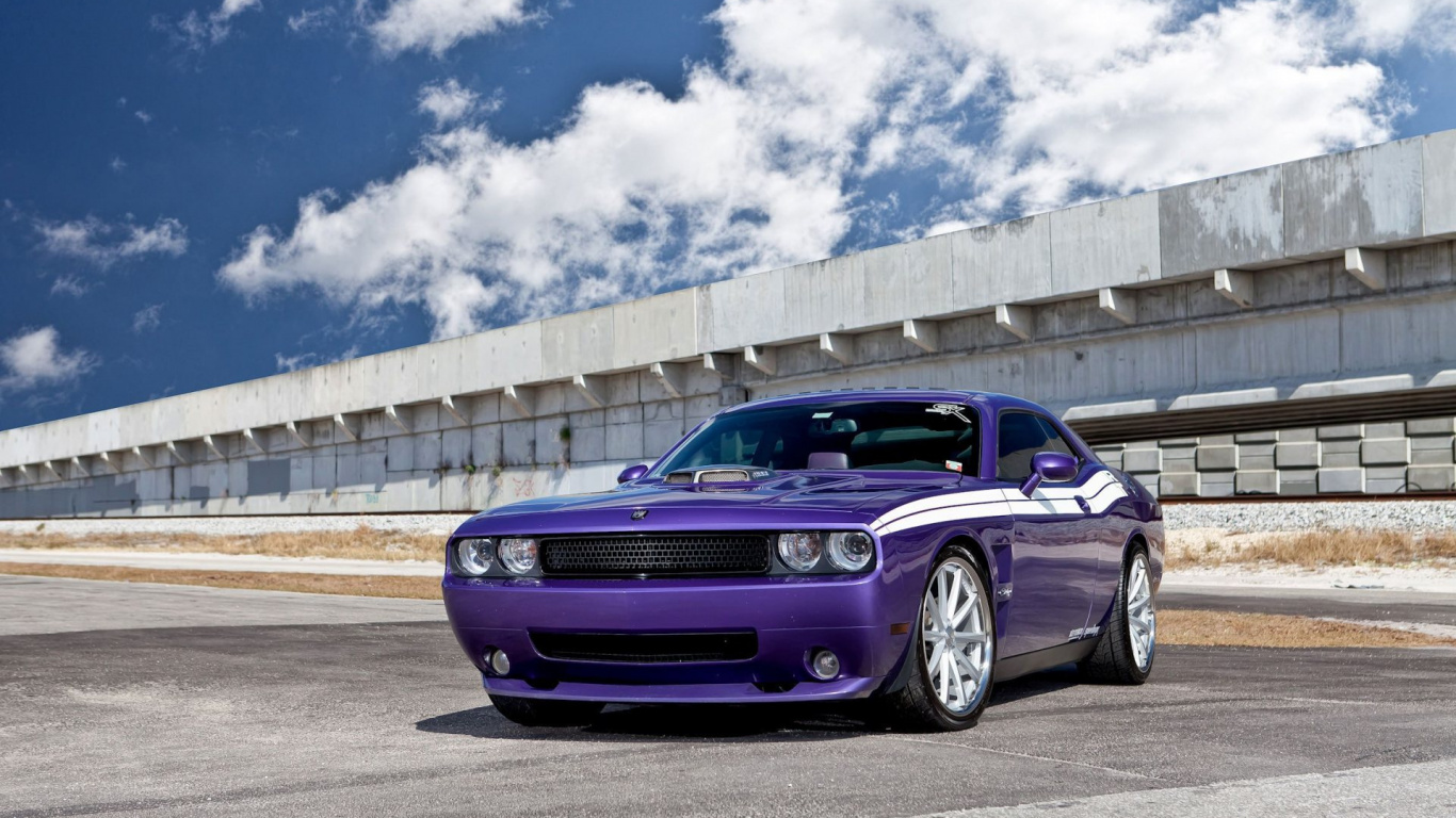 Обои dodge, авто, мускул кар, обод, капюшон в разрешении 1366x768
