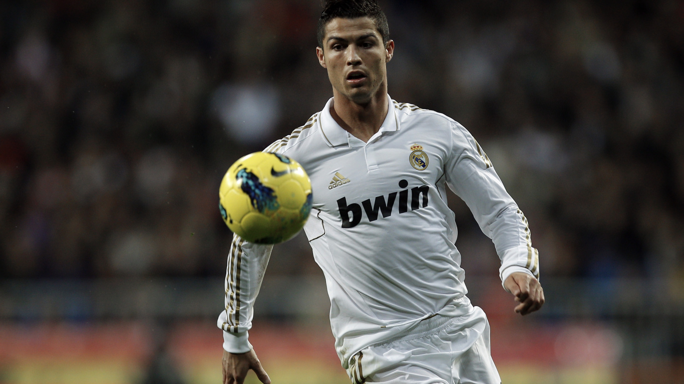 Обои Кристиано Роналдо, Реал С Ф, Ювентус ФК, клуб манчестер юнайтед, игрок в разрешении 1366x768