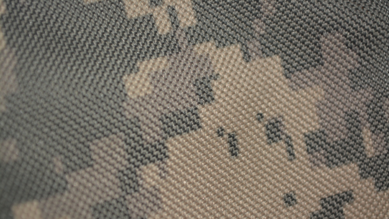 Обои военный камуфляж, ткань, армейская боевая униформа, хаки, узор в разрешении 1280x720