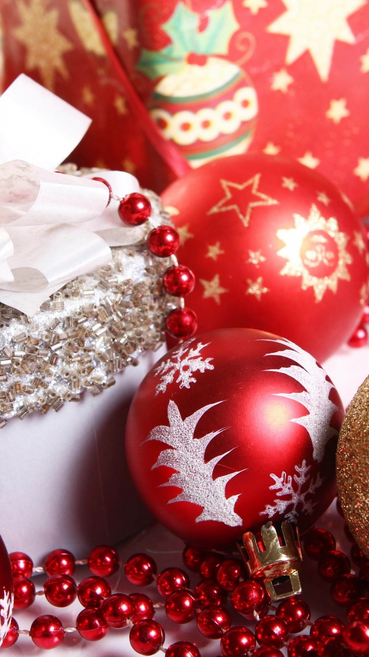 Обои Рождественский день, Новый год, Рождественские украшения, рождественский орнамент, Санта-Клаус в разрешении 720x1280