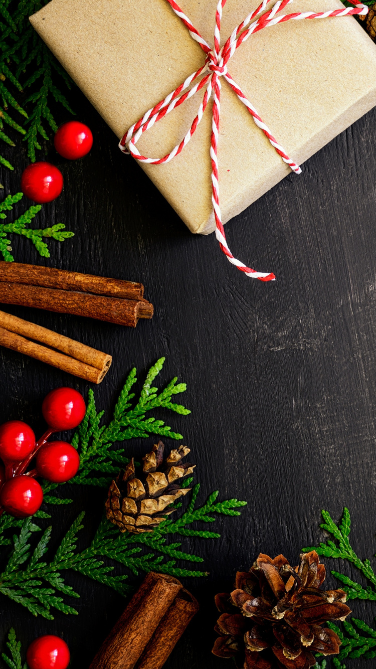 Обои Рождественский день, Рождественские украшения, рождественский орнамент, Рождество, праздник в разрешении 750x1334