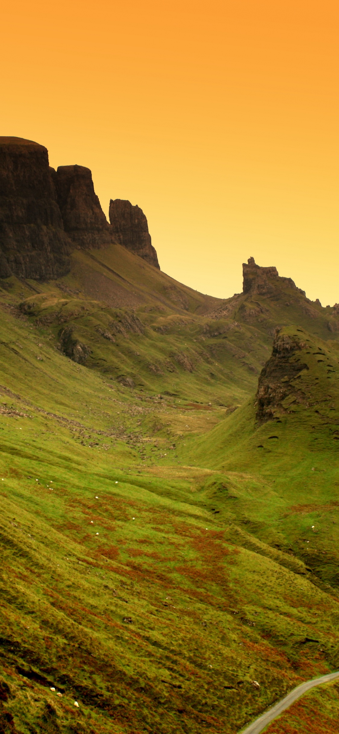 Обои нагорье, Шотландское нагорье, ская, гора, облако в разрешении 1125x2436