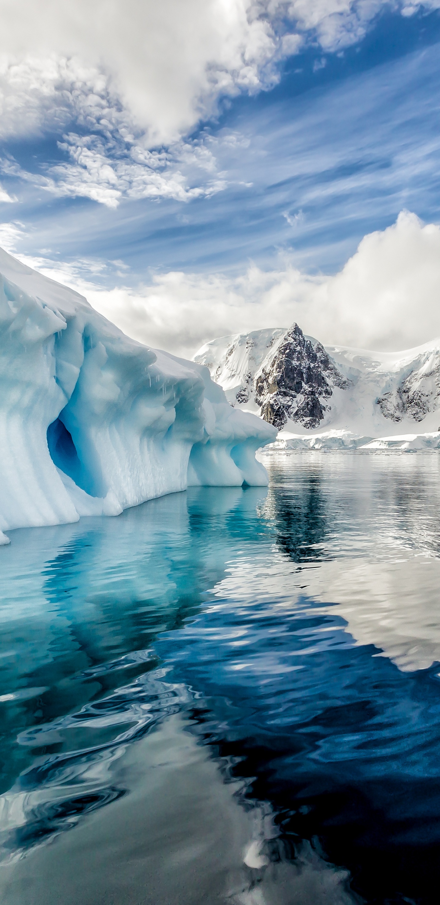 Обои Антарктида вертикальная, Антарктида, Северный Ледовитый океан, айсберг, полярные регионы земли в разрешении 1440x2960