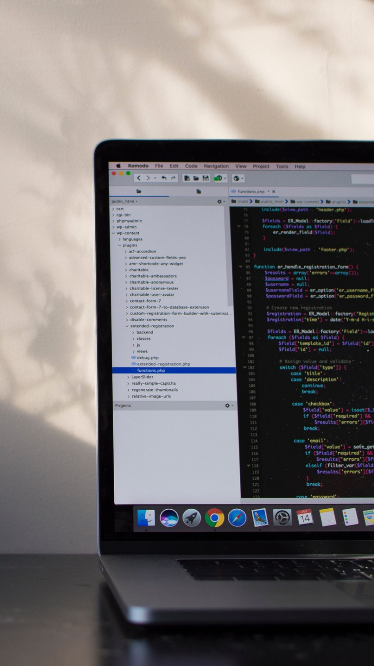 Обои Язык программирования, технологии, электронное устройство, гаджет, мультимедийные средства в разрешении 750x1334