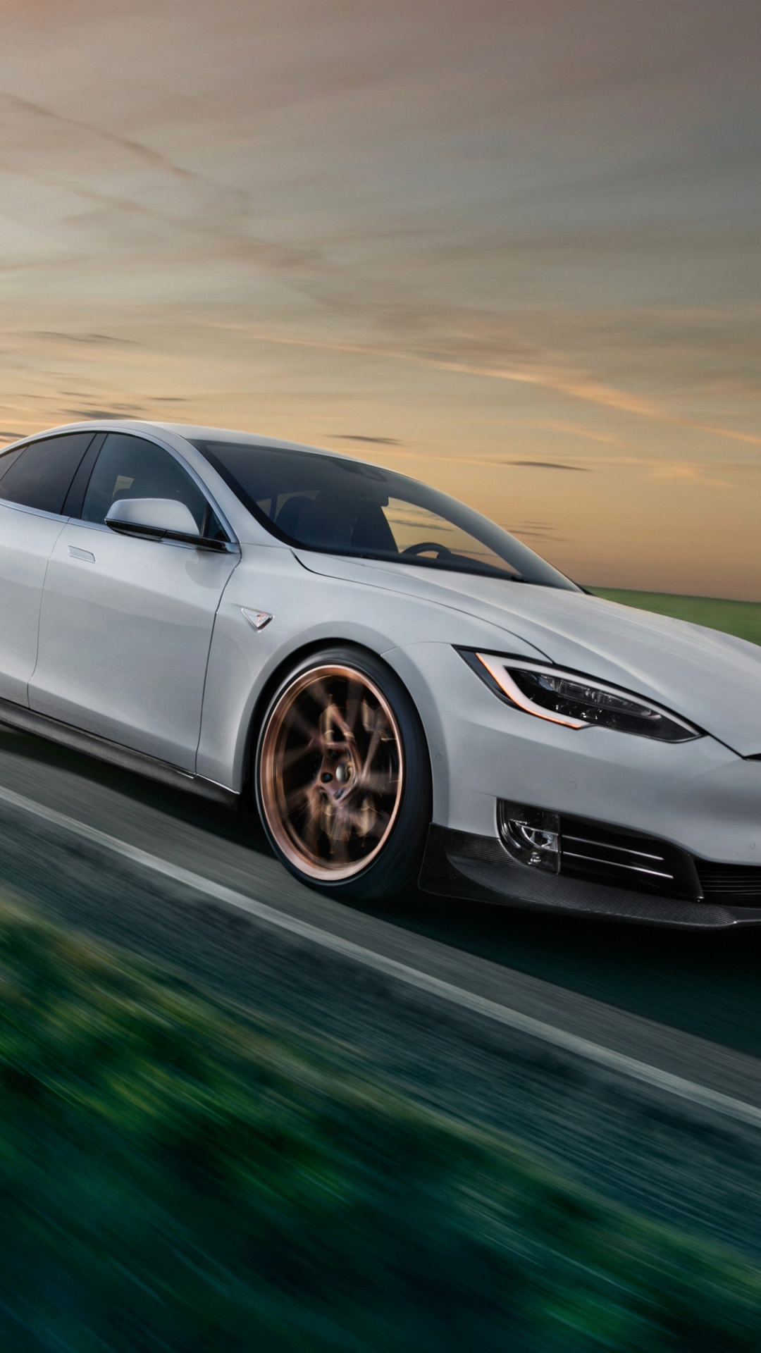 Обои 2018 Тесла Модель S, Tesla, авто, группы novitec, обод в разрешении 1080x1920