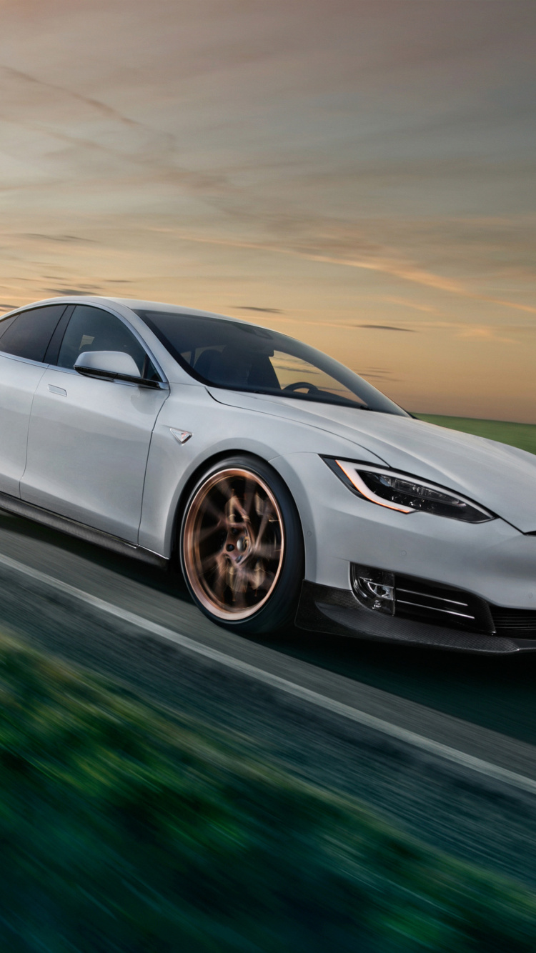 Обои 2018 Тесла Модель S, Tesla, авто, группы novitec, обод в разрешении 750x1334
