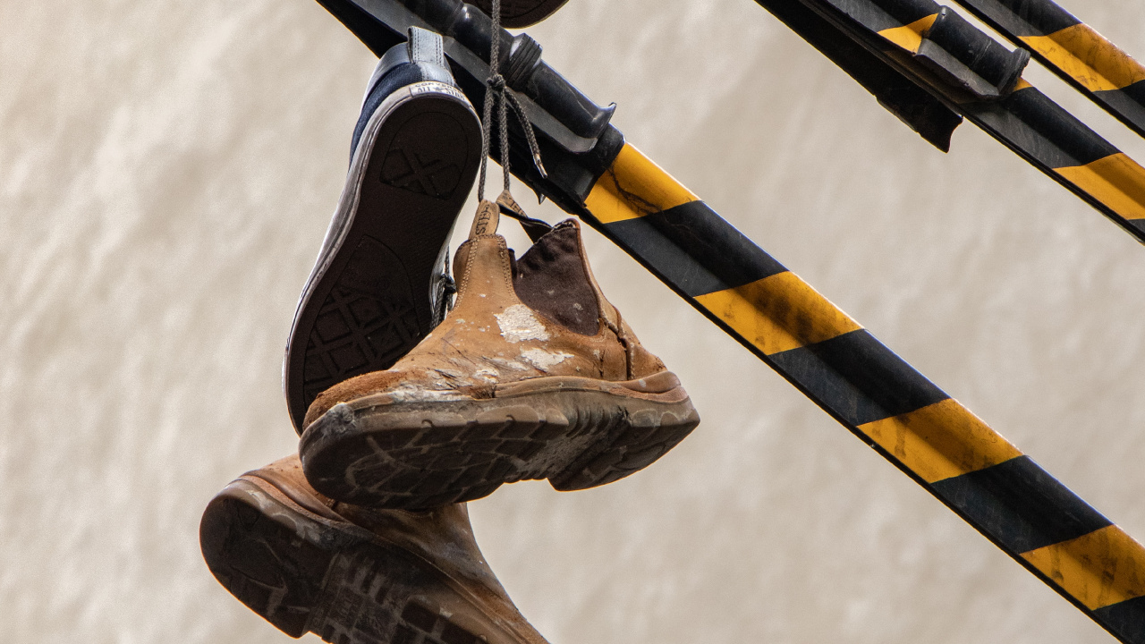 Обои Мельбурн, башмак, подвешивание, лыжи, лыжная палка в разрешении 1280x720