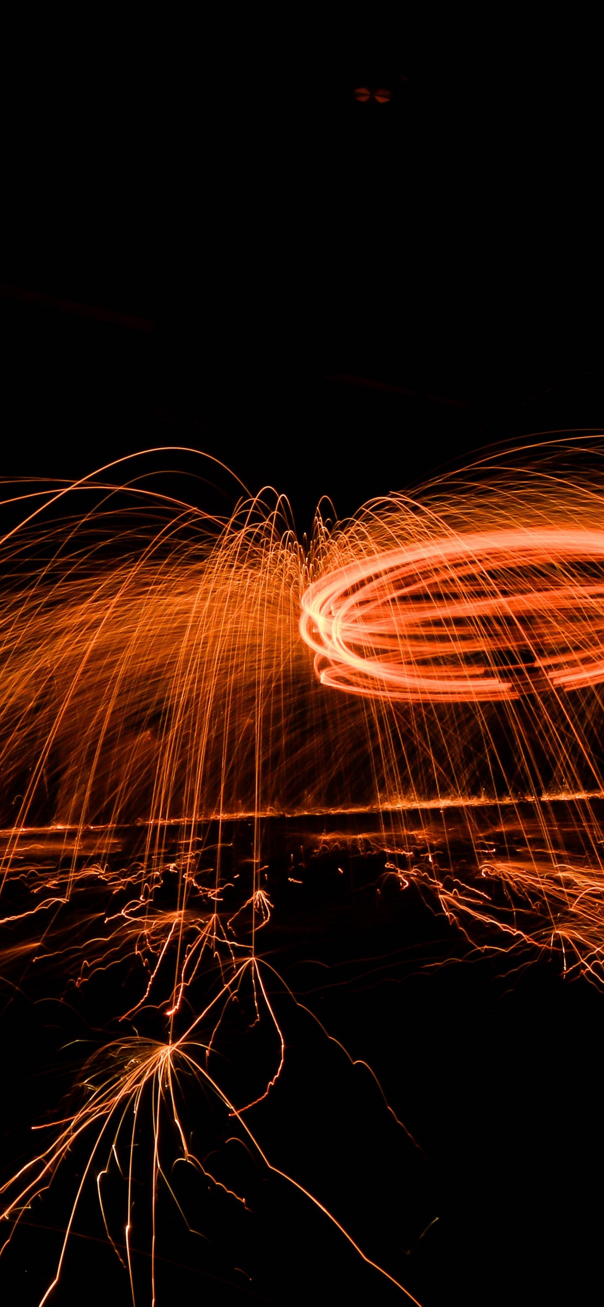 Обои темнота, салют, Апельсин, свет, ночь в разрешении 1242x2688