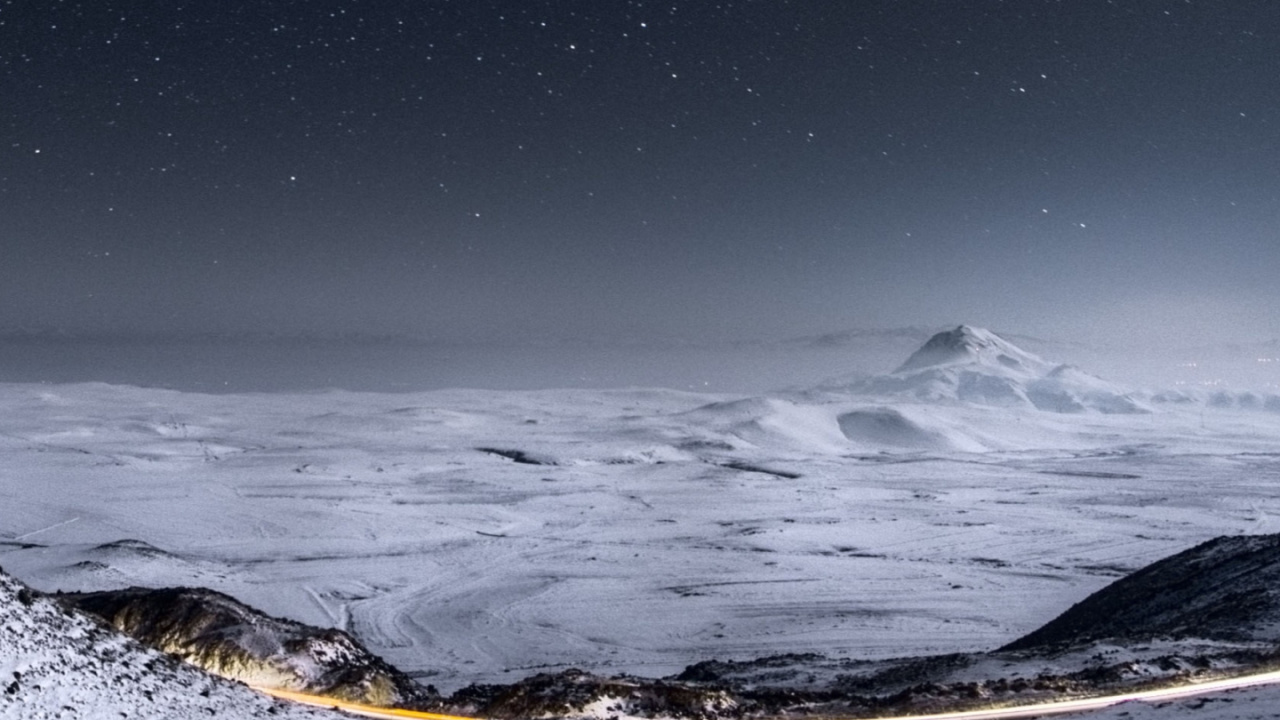 Обои смартфон, андроид, ночь, море, атмосфера в разрешении 1280x720