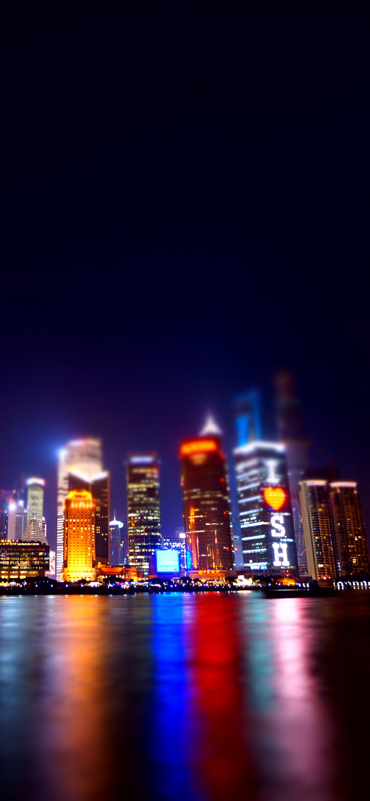 Обои набережная, ночь, городской пейзаж, город, метрополия в разрешении 1242x2688