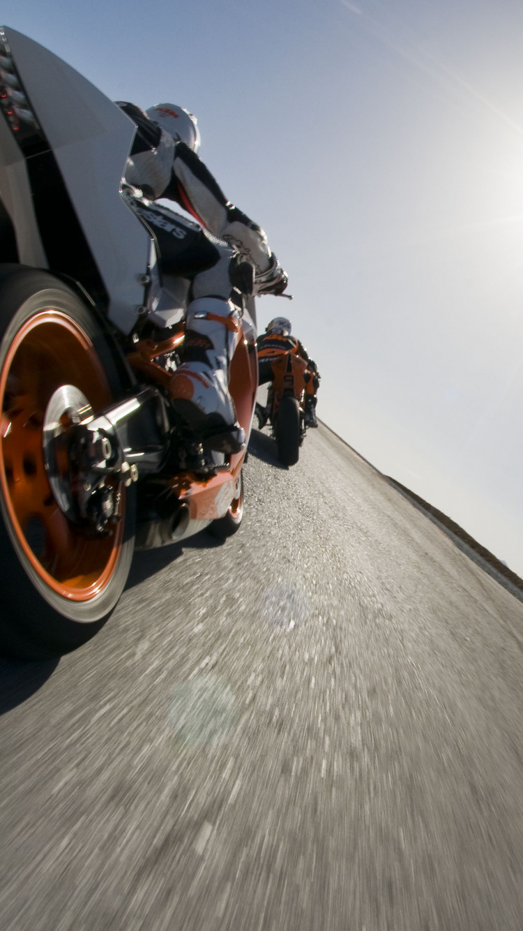 Обои экстремальный вид спорта, шина, мотоцикл, колесо, авто в разрешении 750x1334