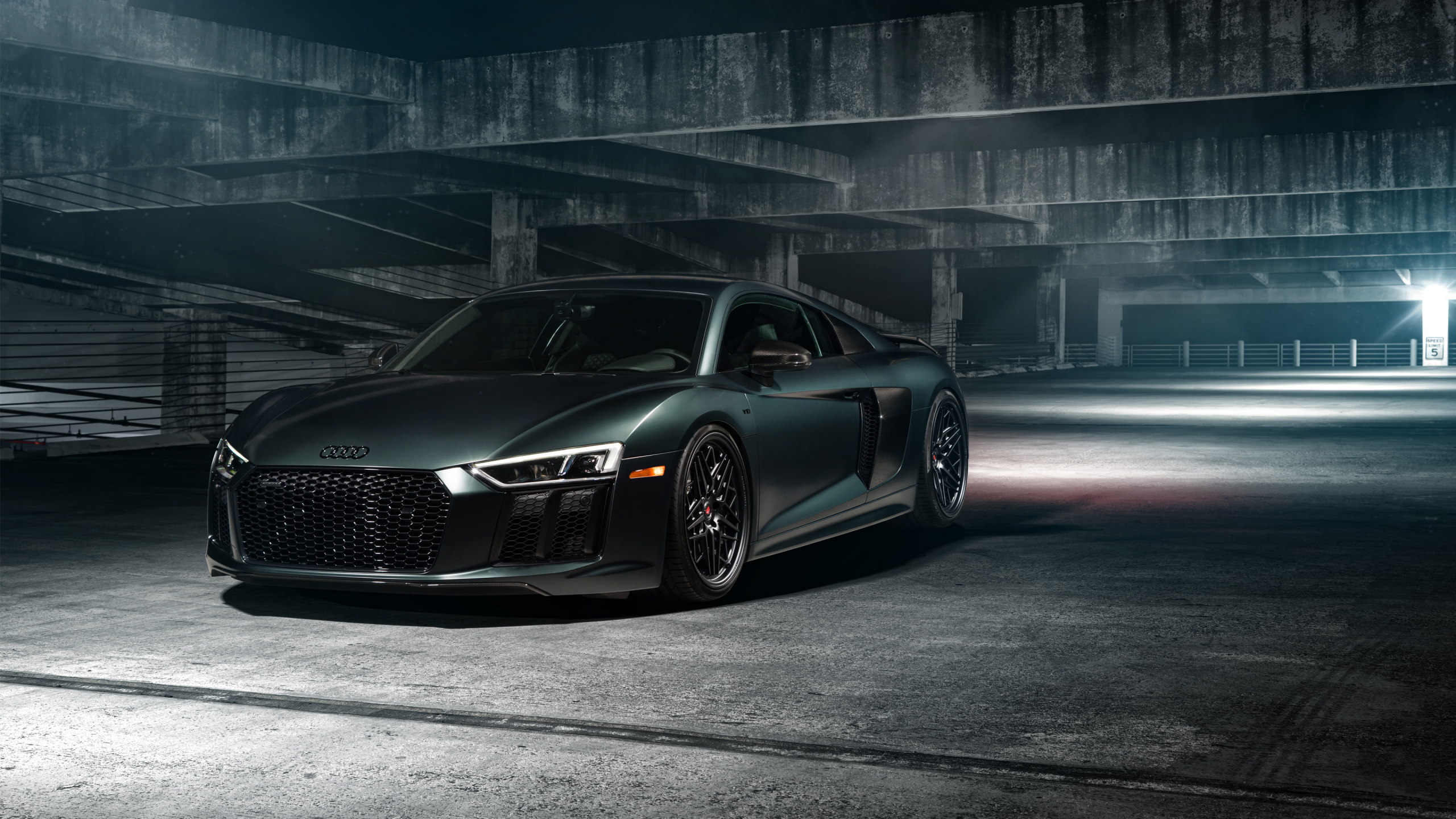 Обои Ауди R8 Спайдер, спорткар, авто, audi, Литые диски в разрешении 2560x1440