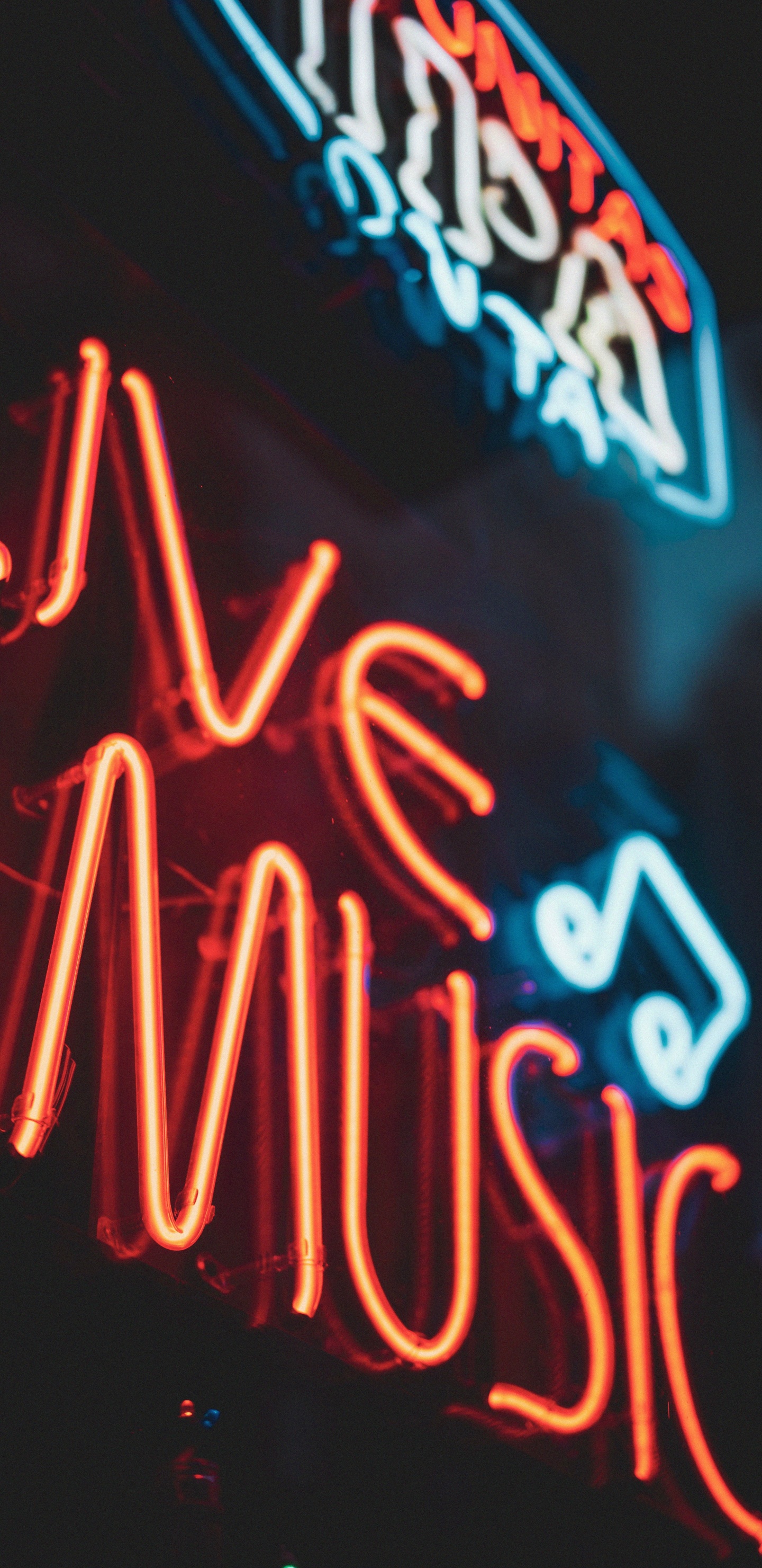 Обои неон, текст, неоновая вывеска, электронные табло, графический дизайн в разрешении 1440x2960