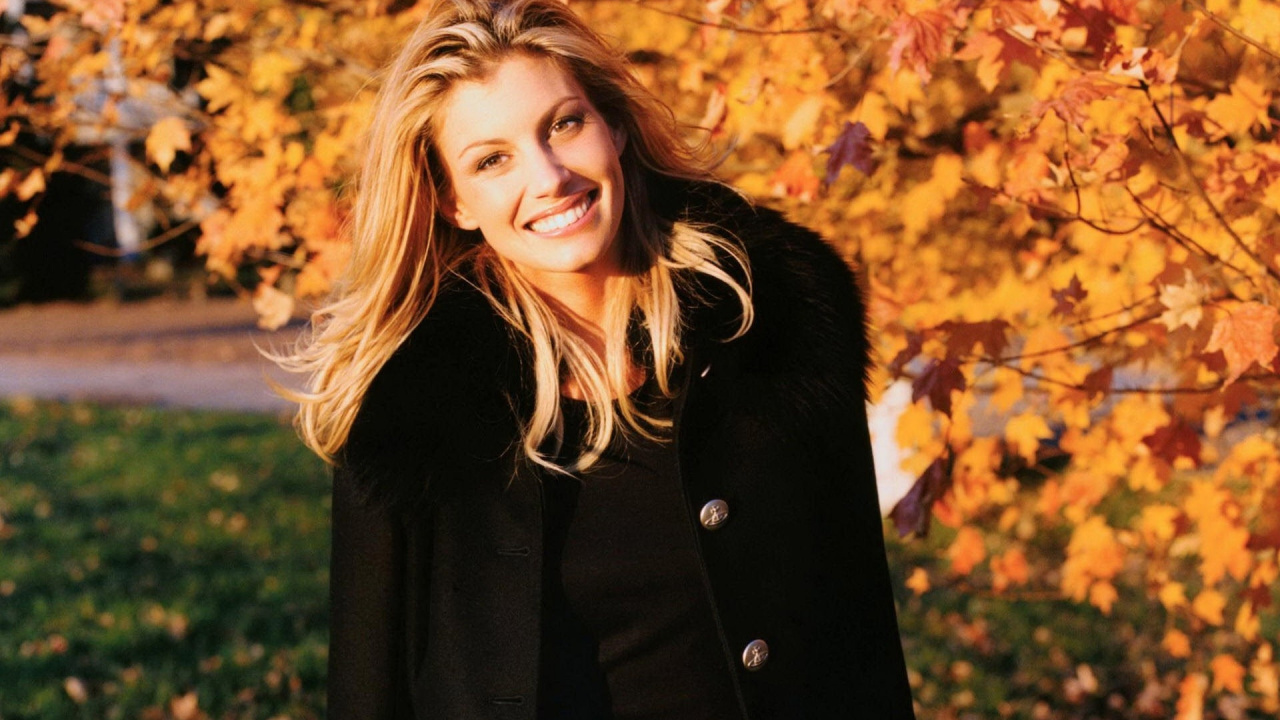 Обои мимика, осень, красота, девочка, леди в разрешении 1280x720