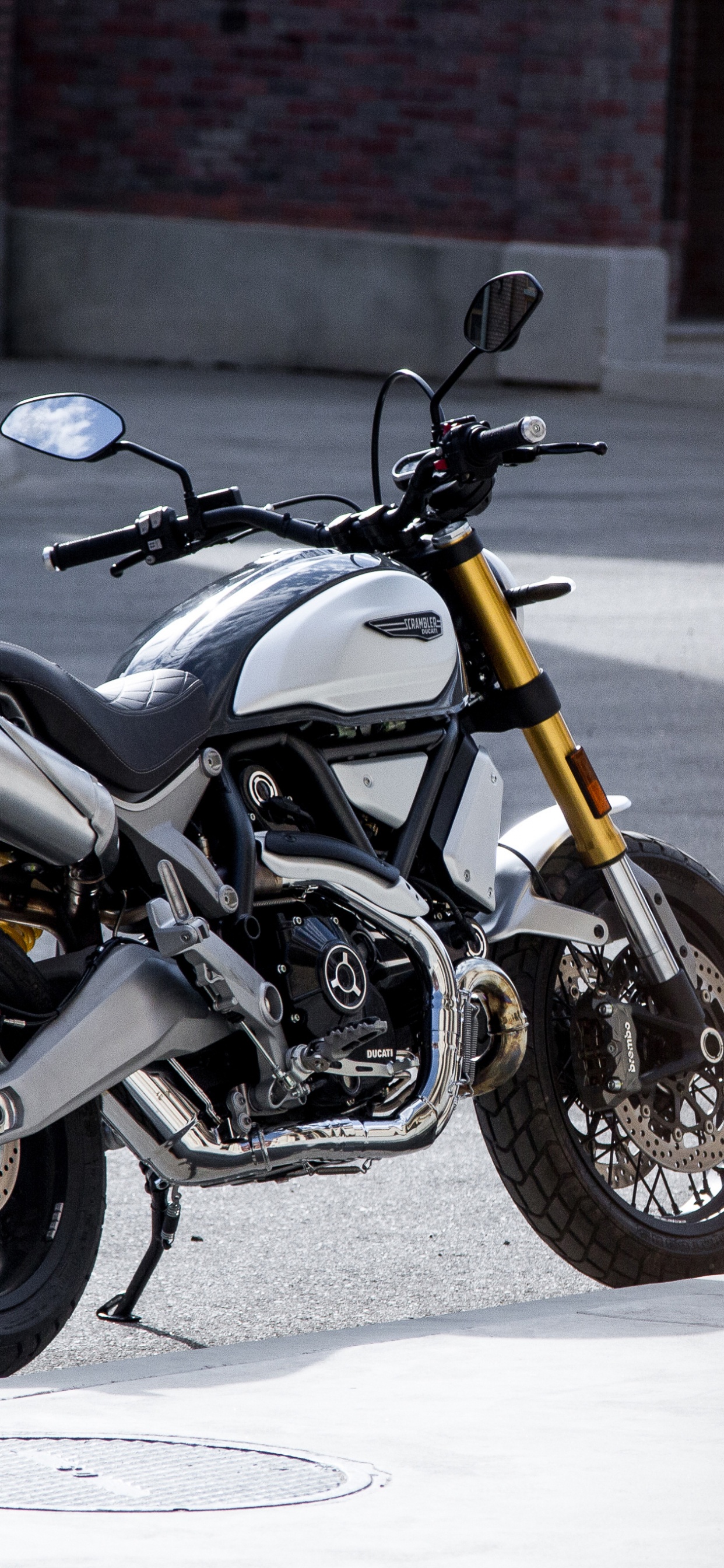 Обои Дукати Скремблер 2018 1100, скремблер, мотоцикл, ducati, авто в разрешении 1242x2688