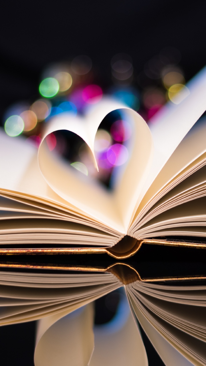 Обои книга, сердце, синий, свет, розовый в разрешении 720x1280