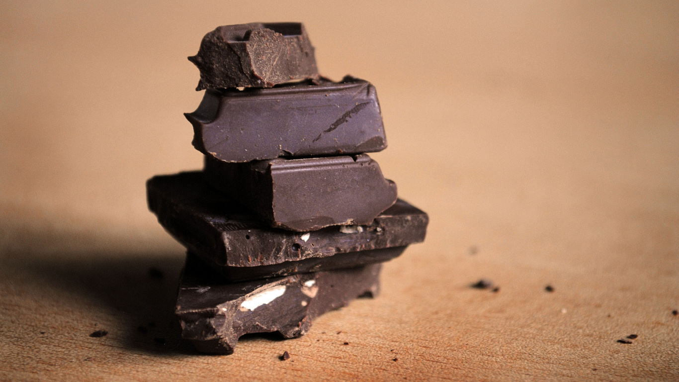 Обои шоколадный торт, шоколад, выдумка в разрешении 1366x768