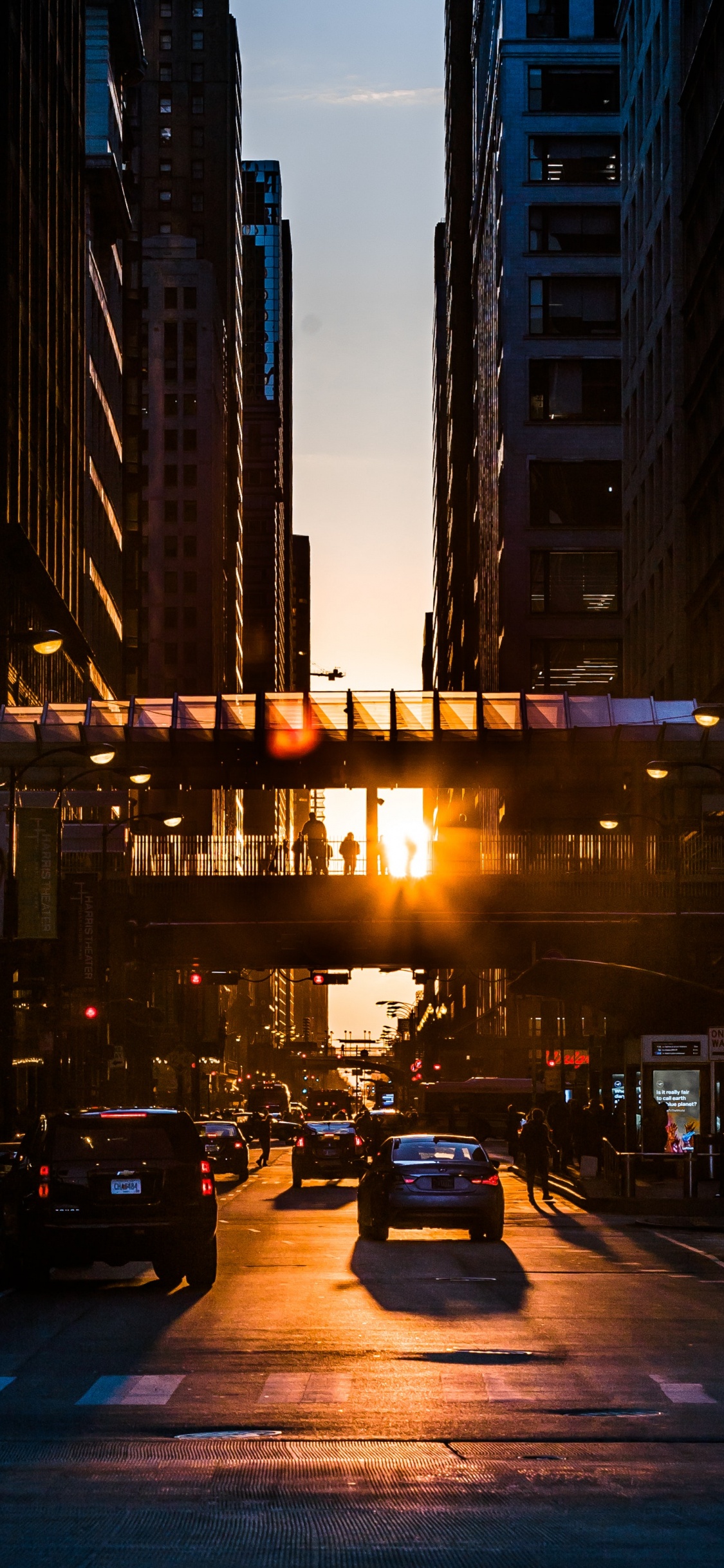 Обои городской район, метрополия, город, ночь, улица в разрешении 1125x2436