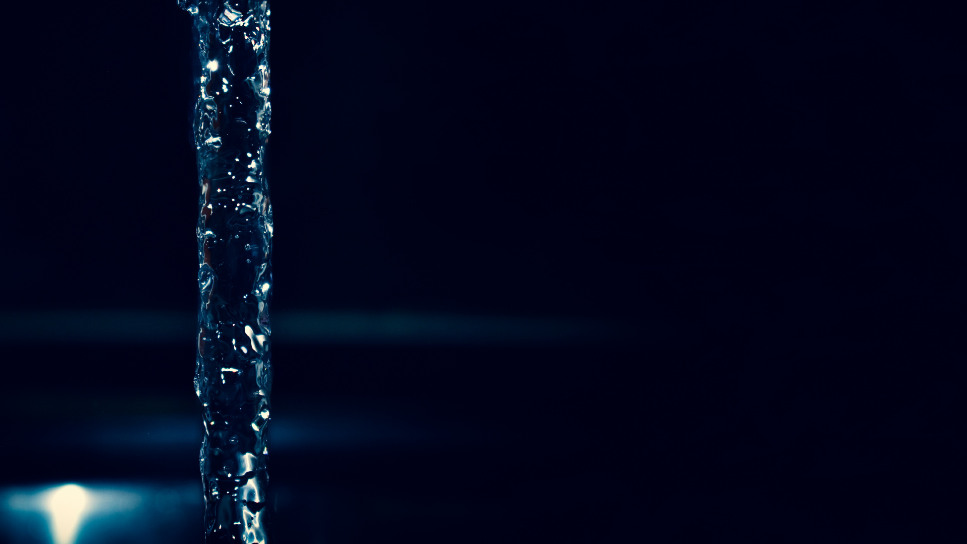 Обои вода, синий, свет, лед, темнота в разрешении 1920x1080