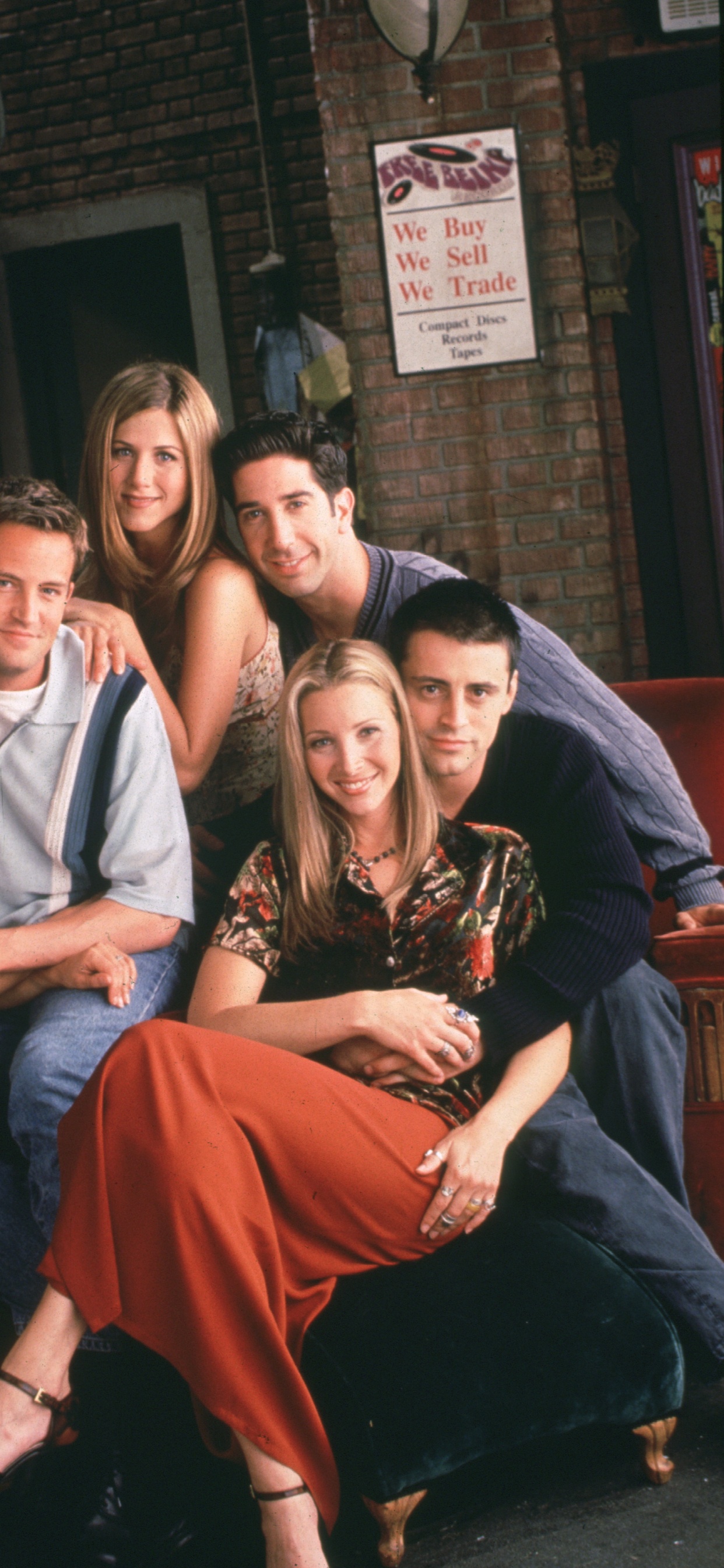 Обои телевидение, социальная группа, забава, дружба, улыбка в разрешении 1242x2688