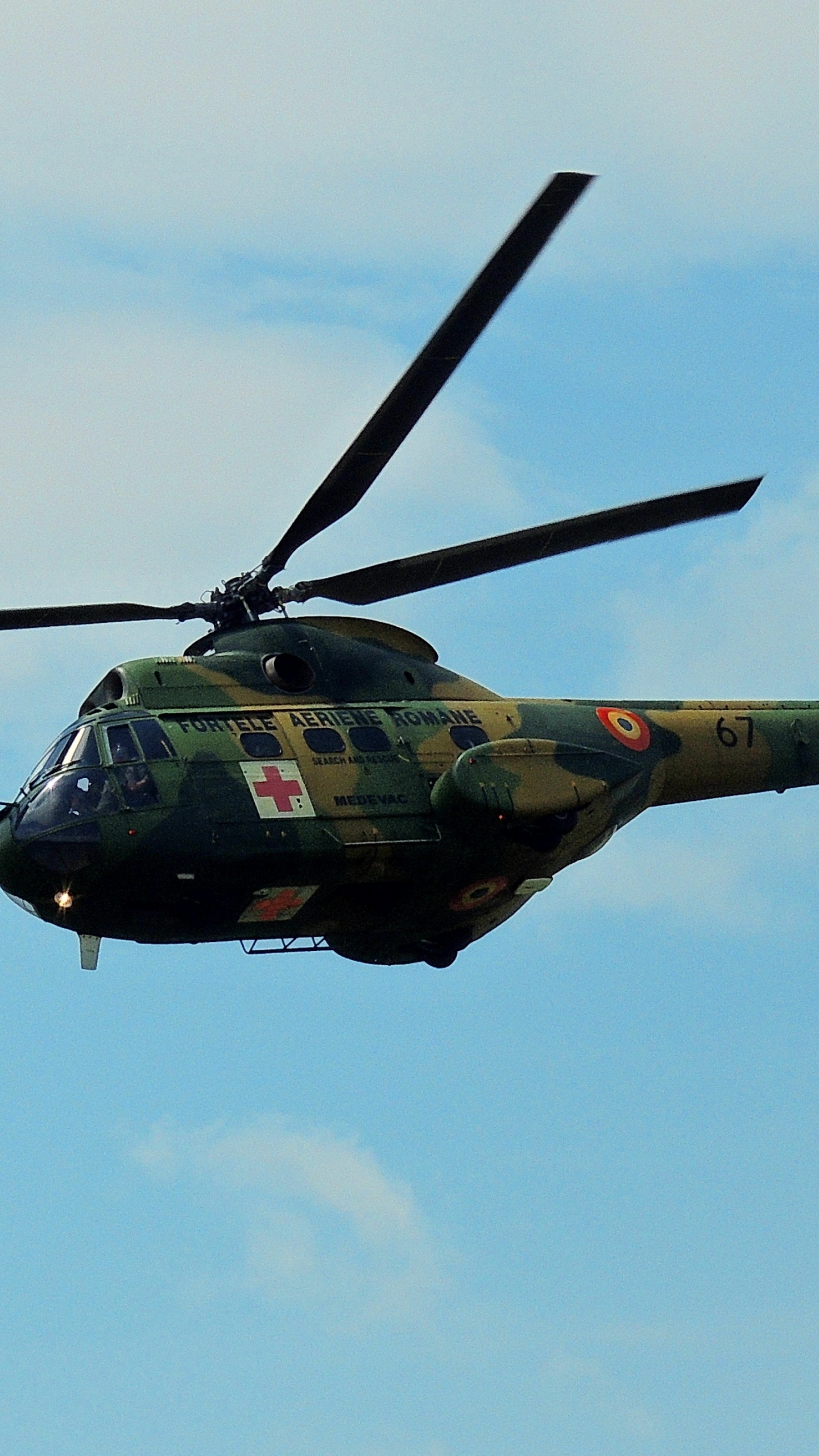 Обои авиация, винтокрылая машина, воздушные силы, военные, атмосфера земли в разрешении 1440x2560