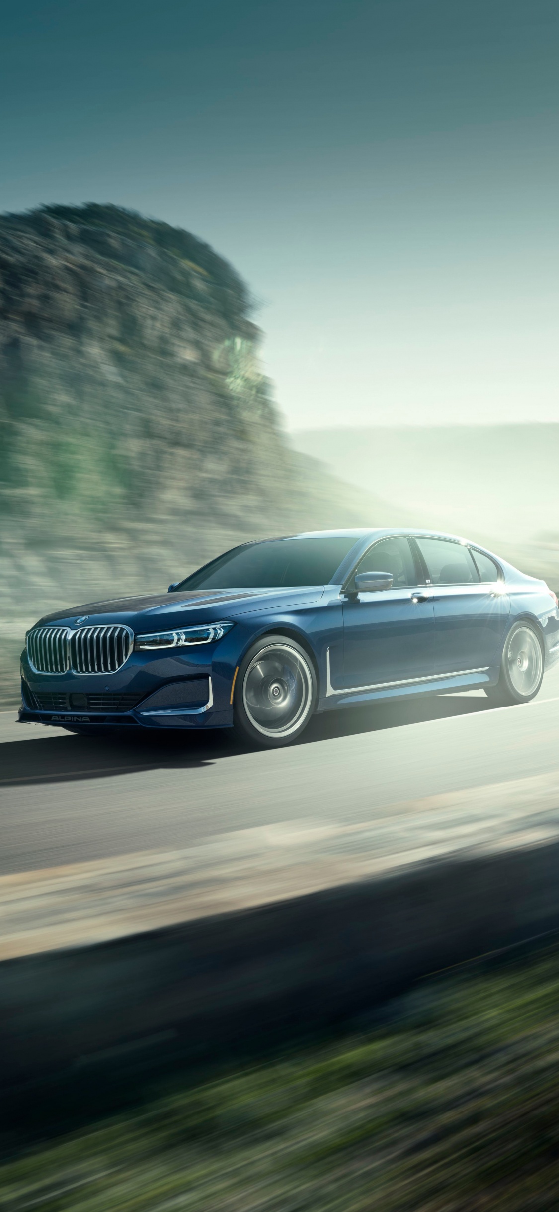 Обои Серии BMW 2020 7, авто, Альпина, Альпина Б7, спортивный седан в разрешении 1125x2436