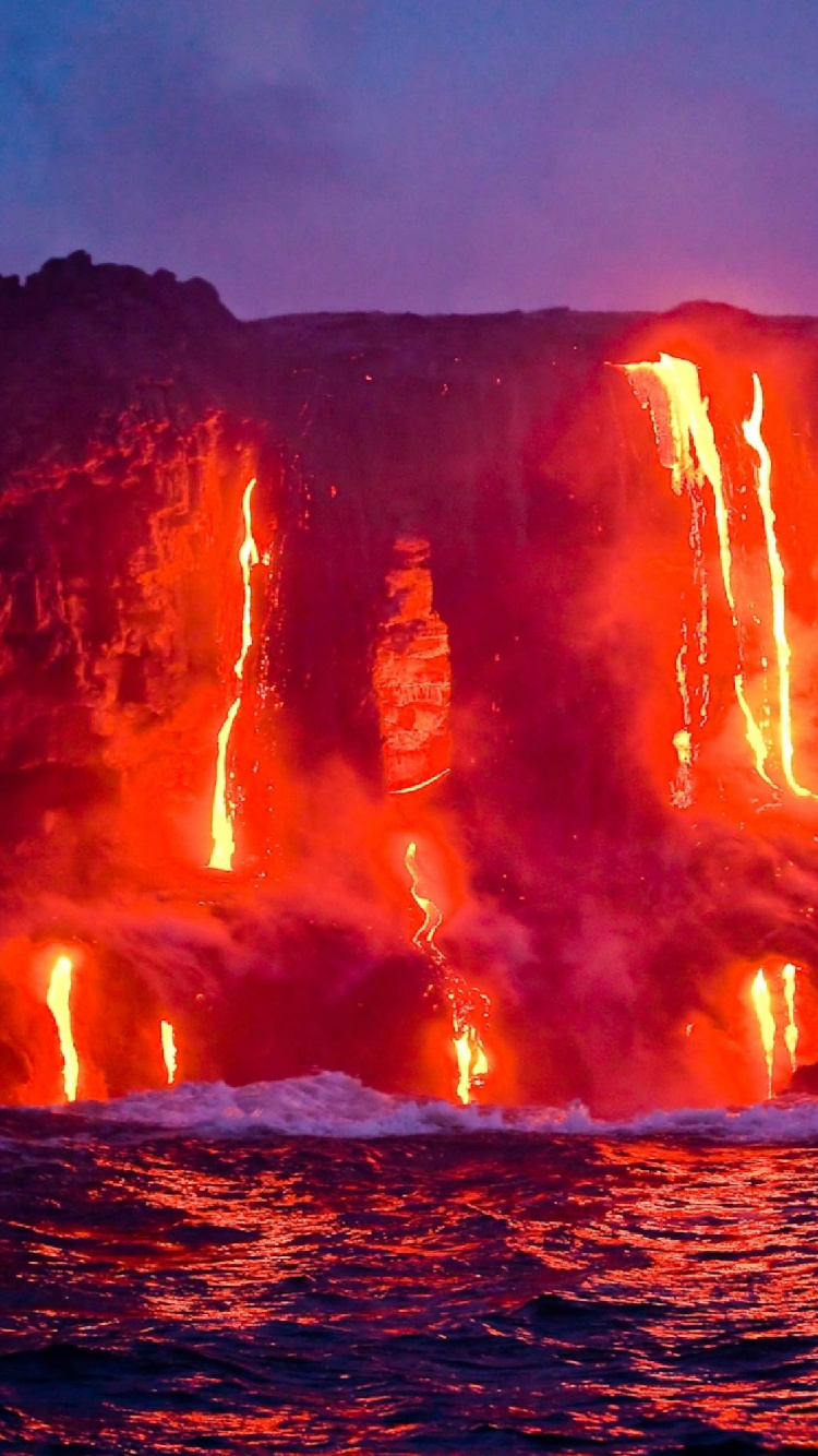 Обои вулкан, лава, тепло, вулканического рельефа, вентиляционные щели в разрешении 750x1334