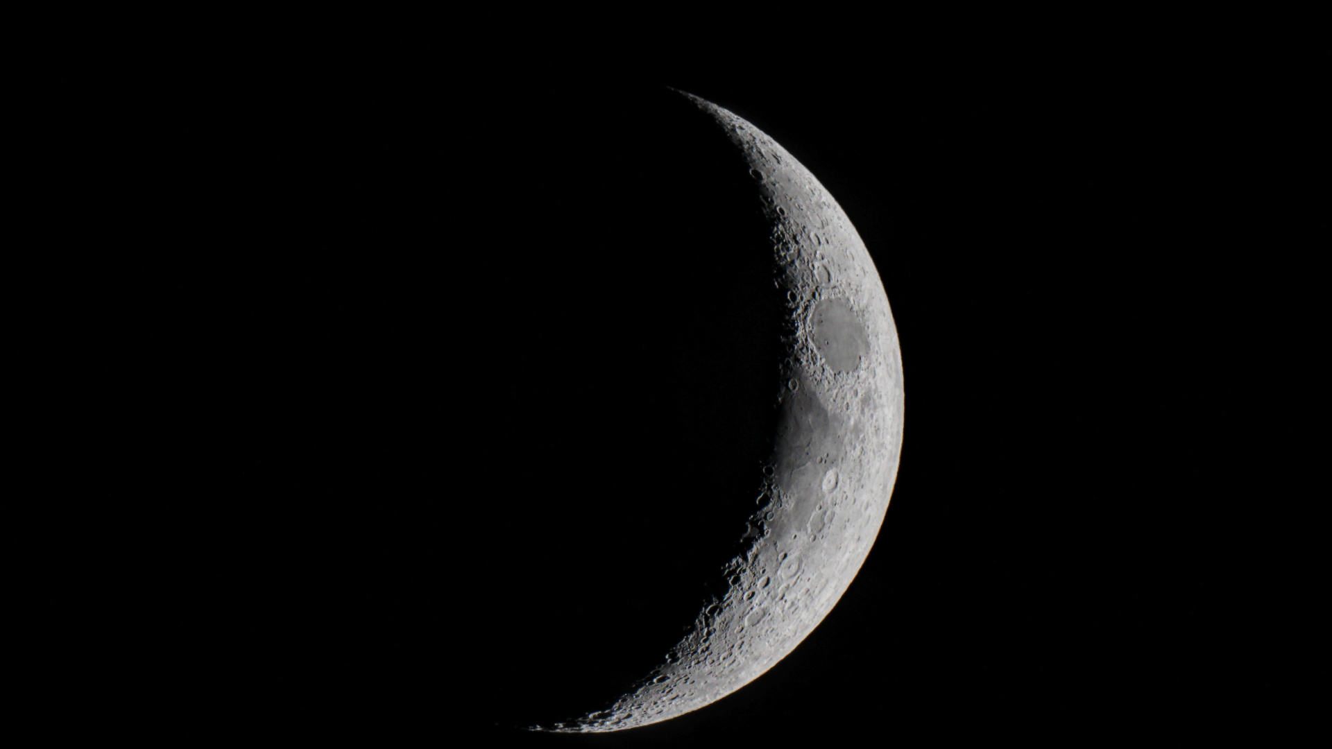 Обои 4-й день после новолуния, луна, Лунная фаза, полумесяц, Венера в разрешении 1920x1080