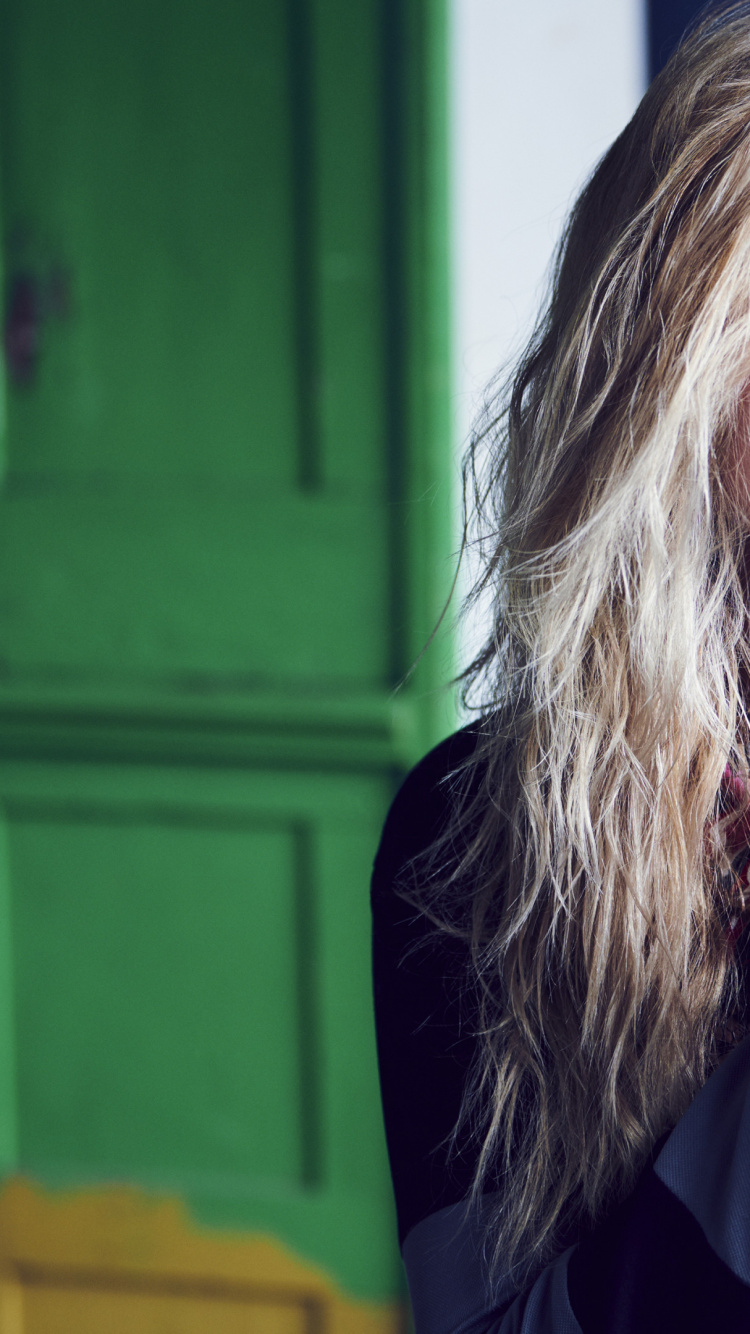 Обои Флоренс Пью гламур, Флоренс Пью, середина лета, актер, губа в разрешении 750x1334