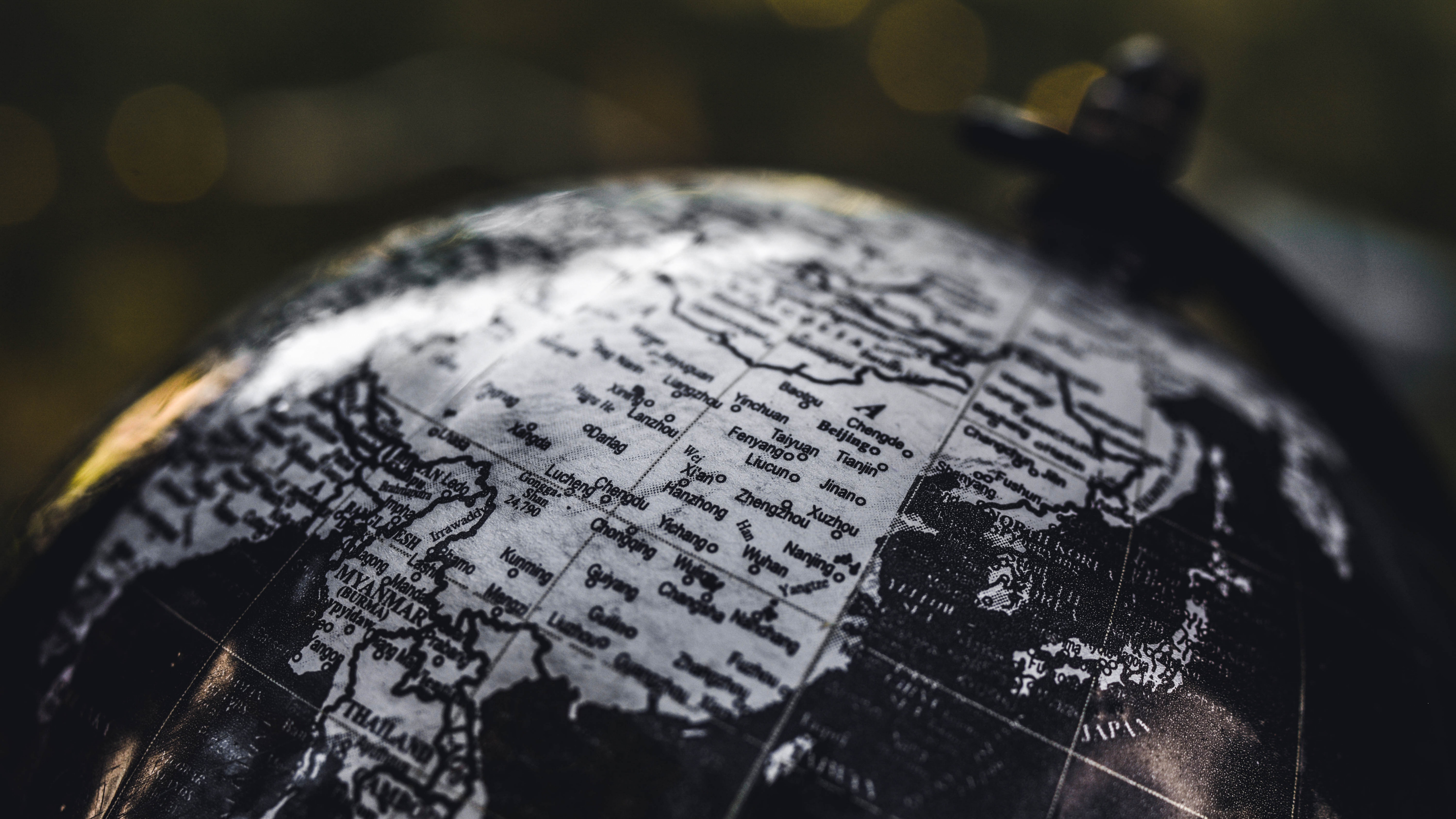 Обои шар, карта, сфера, мир, дизайн интерьера в разрешении 3840x2160