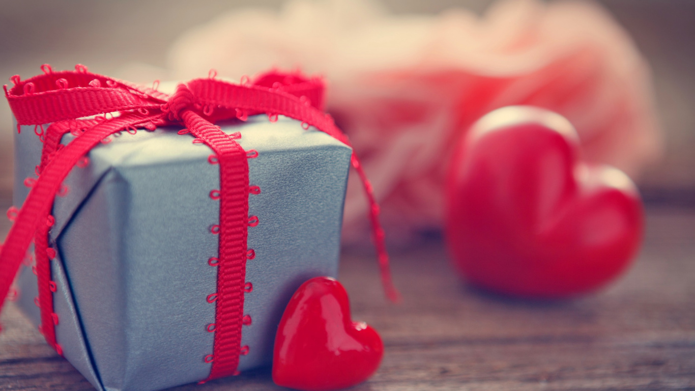 Обои красный цвет, сердце, любовь, День Святого Валентина, сладость в разрешении 1366x768