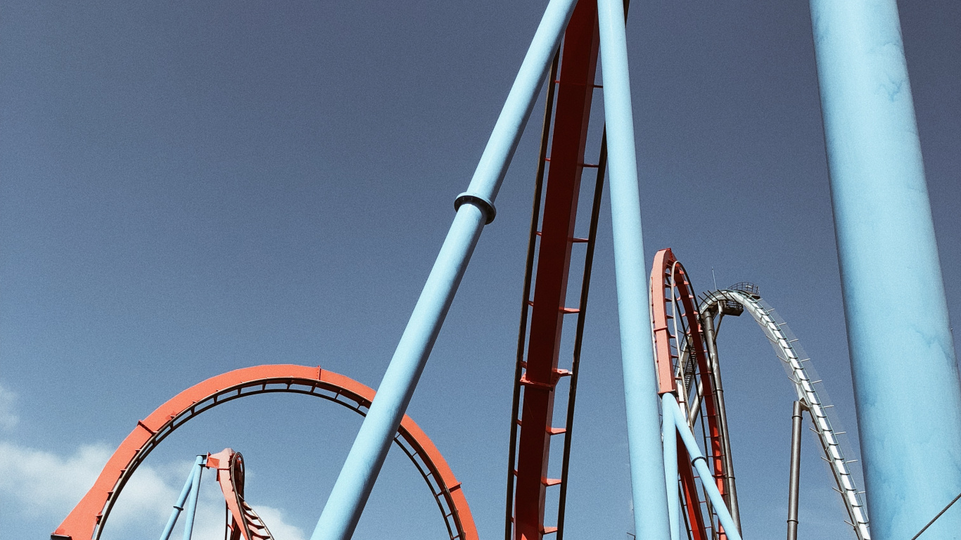 Обои горки, достопримечательность, парк развлечений, природа, дневное время в разрешении 1366x768