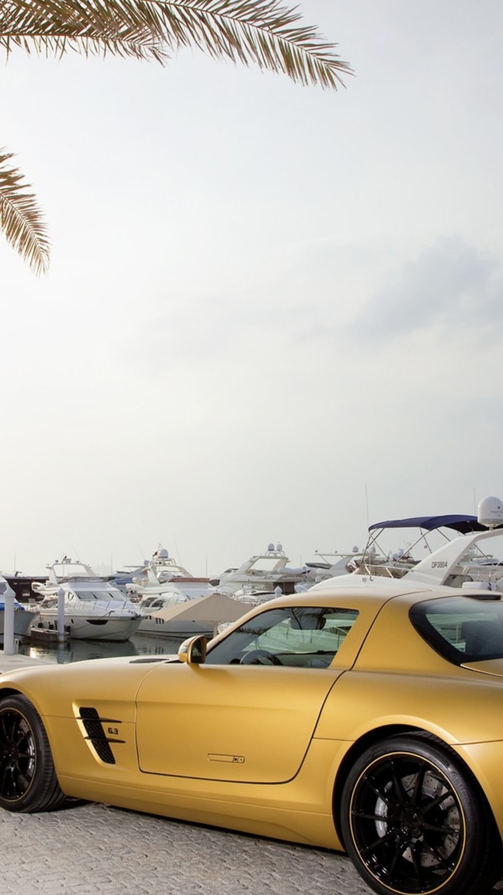 Обои Бурдж Аль араб, Бурдж Халифа, авто, спорткар, желтый в разрешении 720x1280