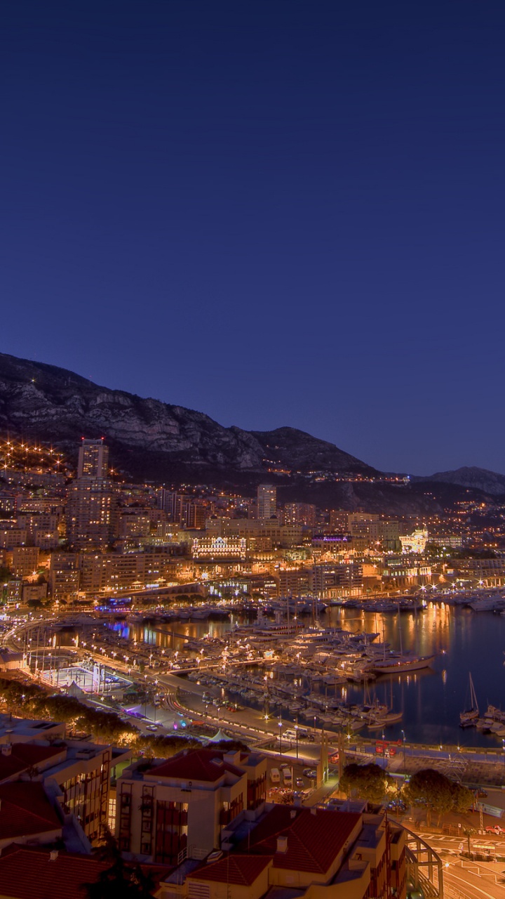 Обои ночь, город, городской пейзаж, городок, здание в разрешении 720x1280