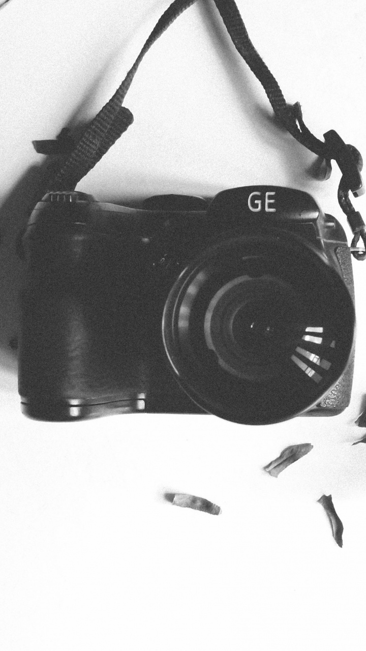 Обои камера, белые, черный, монохромный, дизайн в разрешении 720x1280