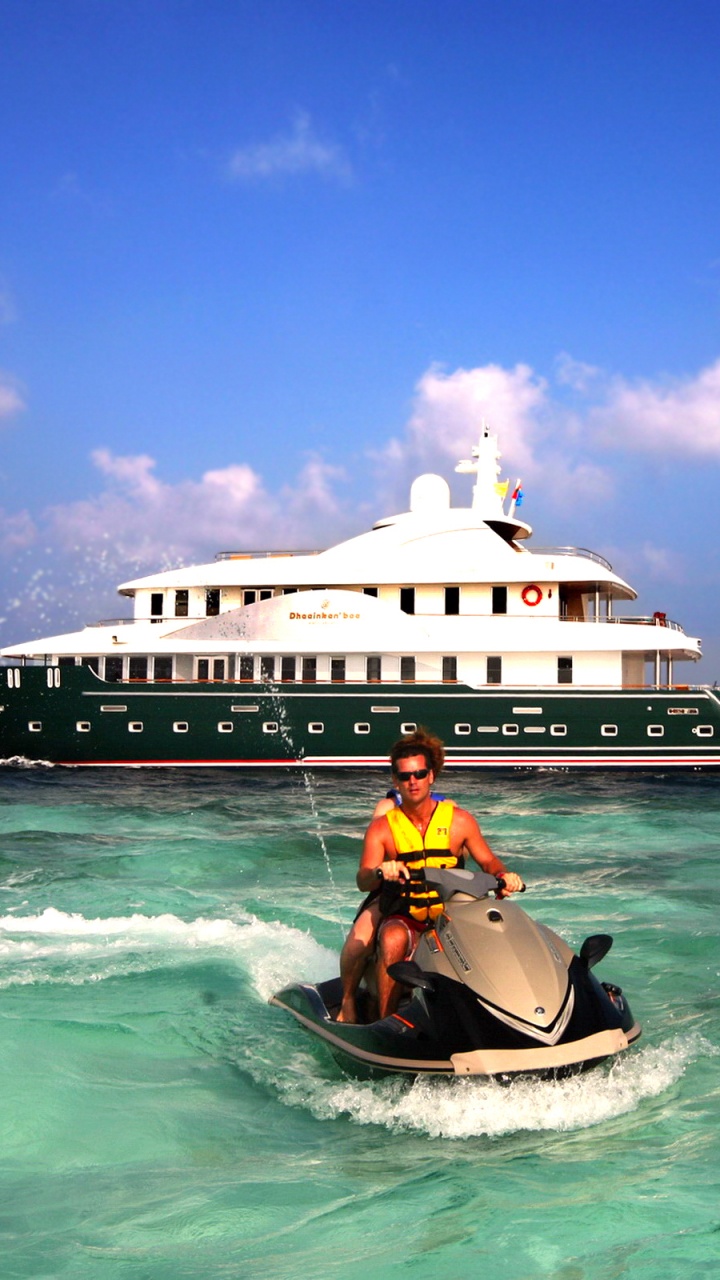 Обои яхта, лодка, перевозка воды, море, роскошная яхта в разрешении 720x1280