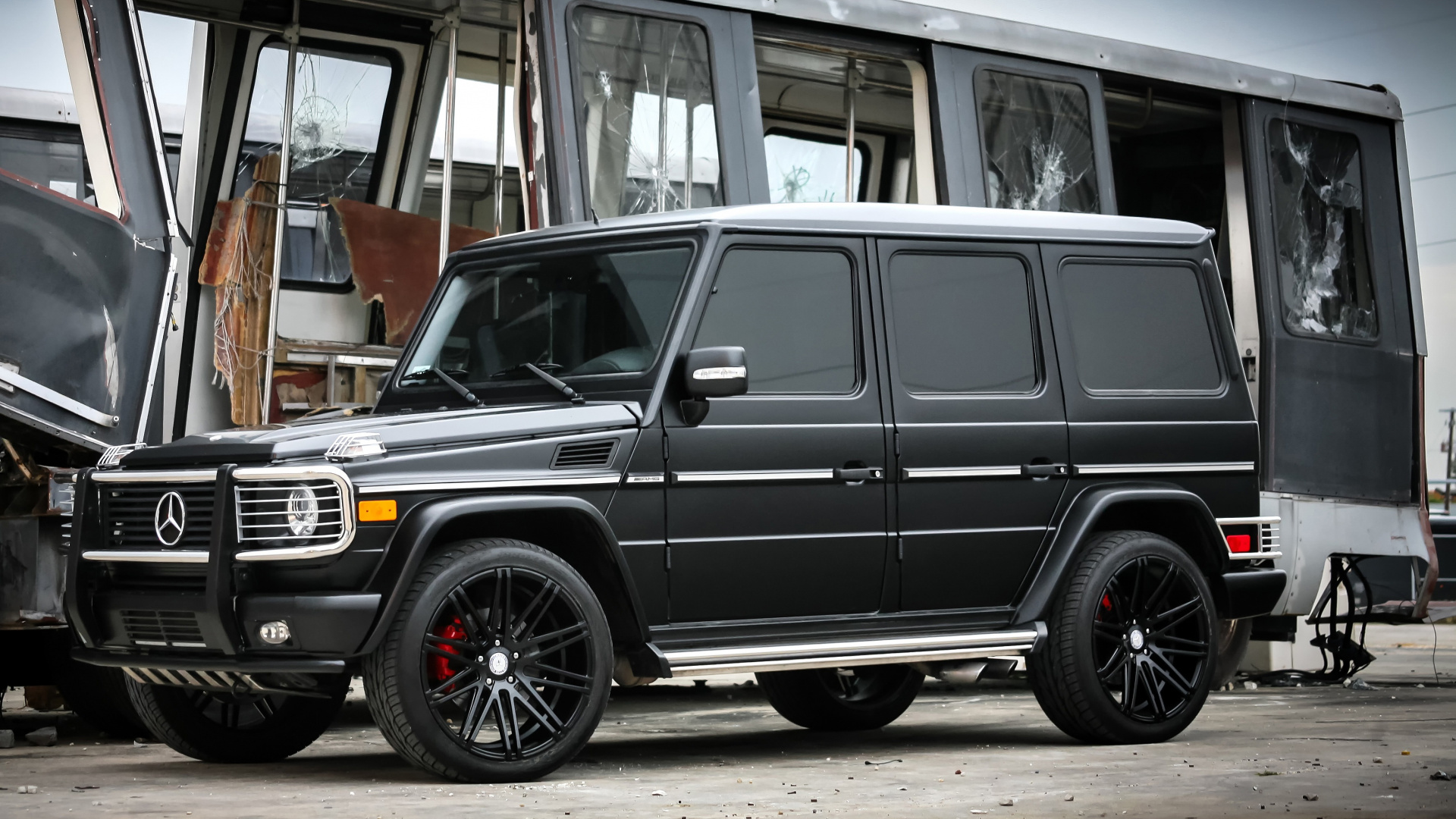 Обои mercedes benz g class, авто, автомобильные шины, колесо, обод в разрешении 1920x1080