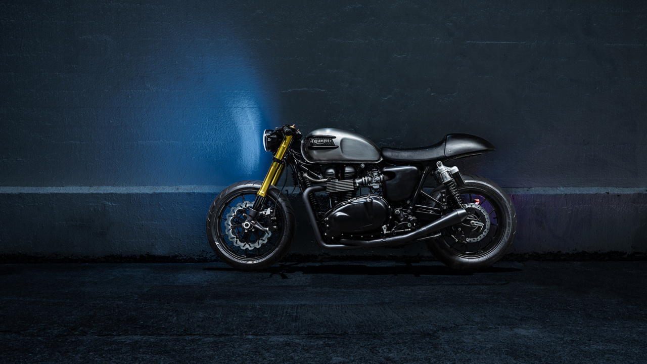 Обои Мотоциклы Triumph, мотоцикл, Триумф бонневиль т100, фара, автомобильное освещение в разрешении 1280x720