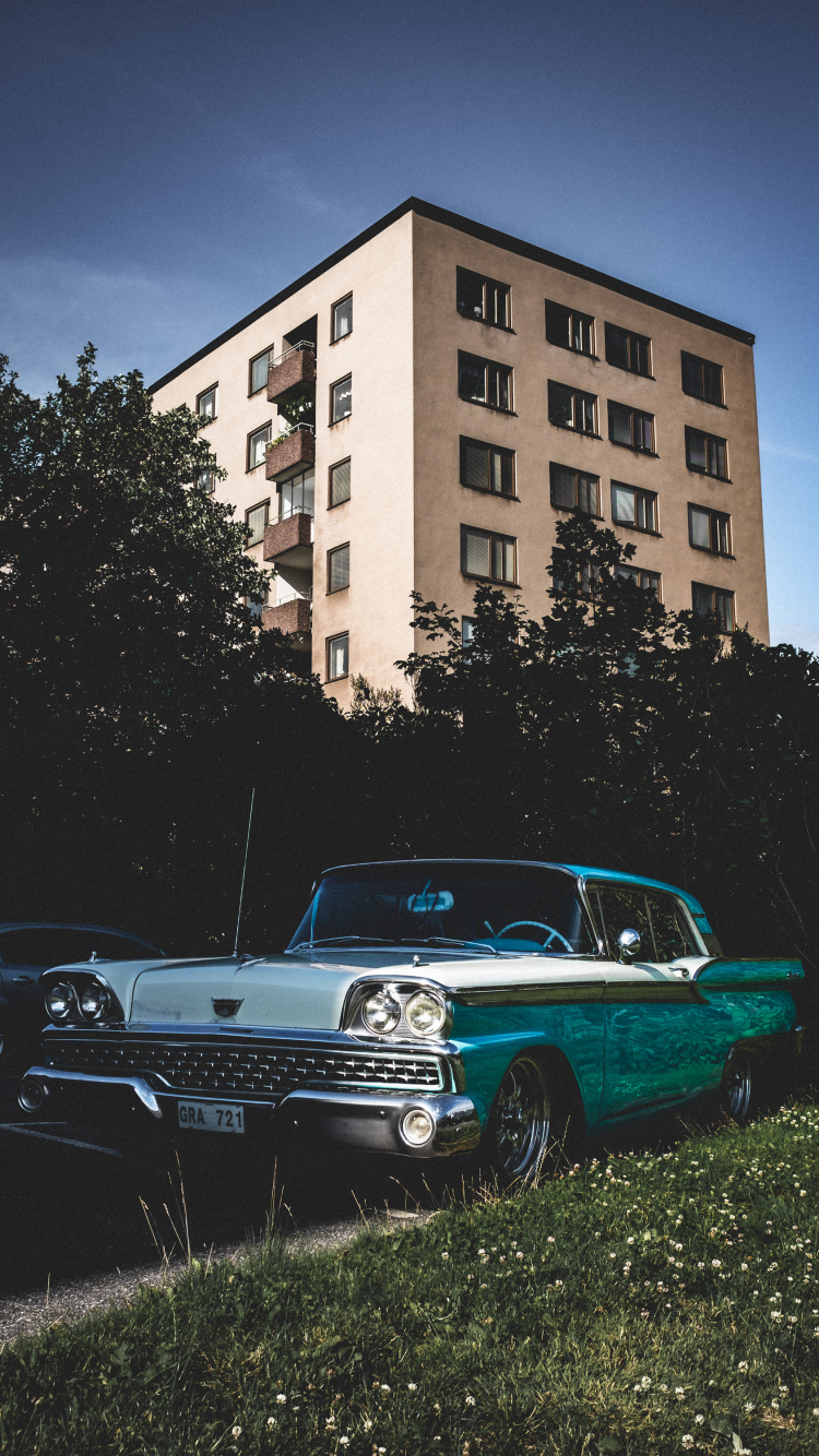 Обои авто, классический автомобиль, седан, Классика, старинный автомобиль в разрешении 750x1334