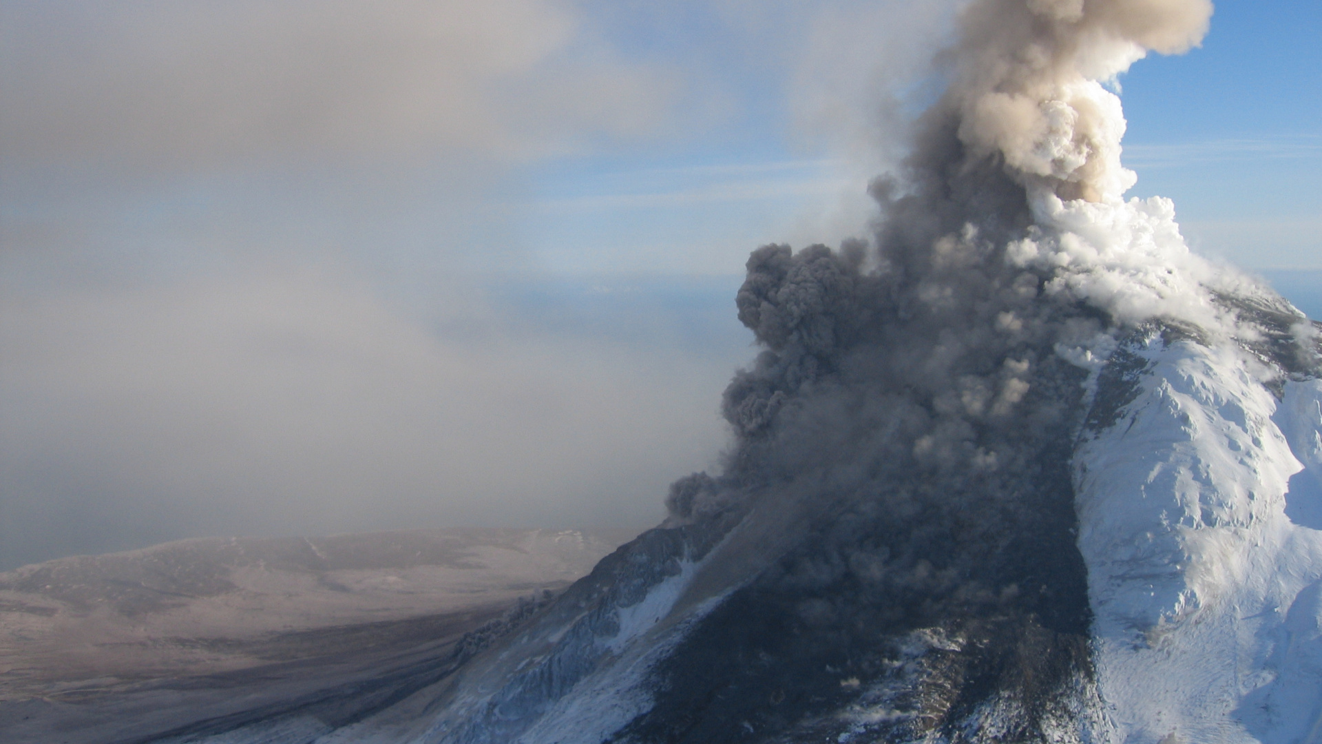 Обои типы вулканических извержений, стратовулкан, вулкан, лава, подводные вулканы в разрешении 1920x1080