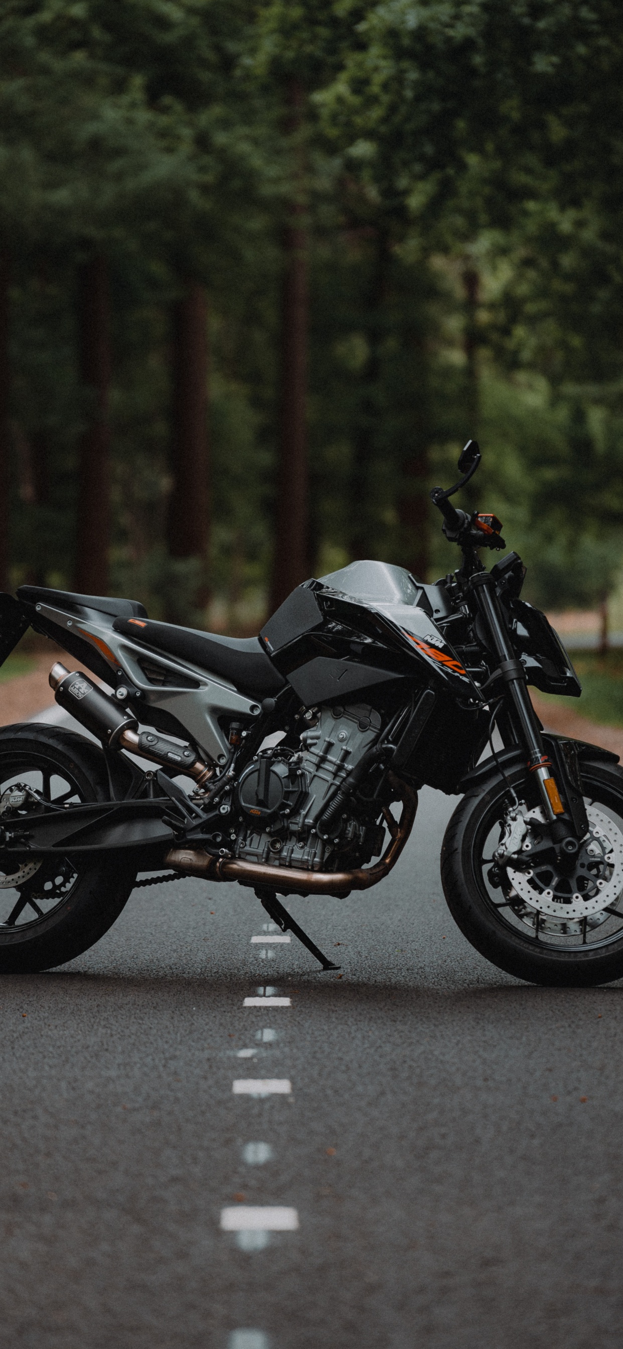 Обои мотоцикл, КТМ, ктм герцог 200 2020, КТМ РЦ 390, спортивный мотоцикл в разрешении 1242x2688