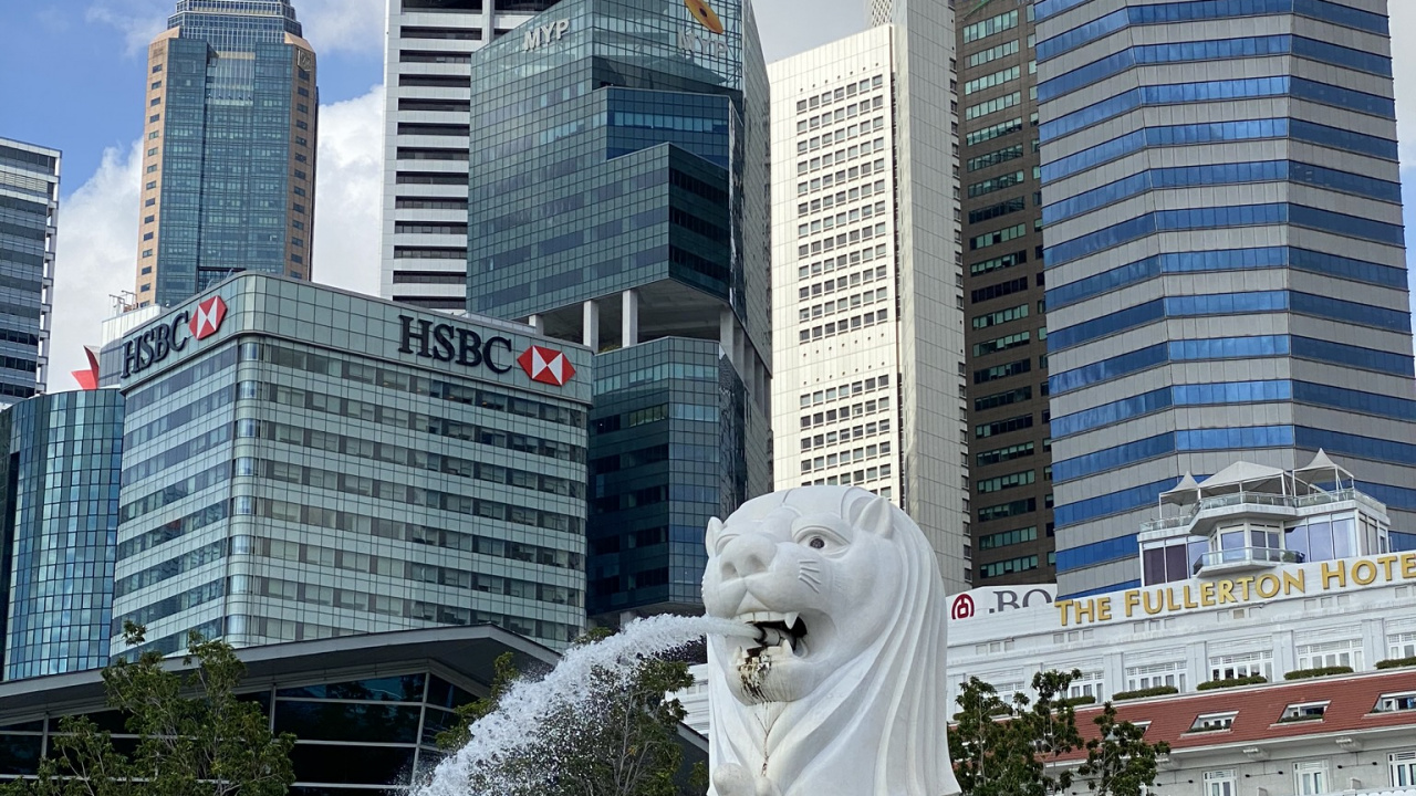 Обои Сингапур, башня, дневное время, фонтан, город в разрешении 1280x720