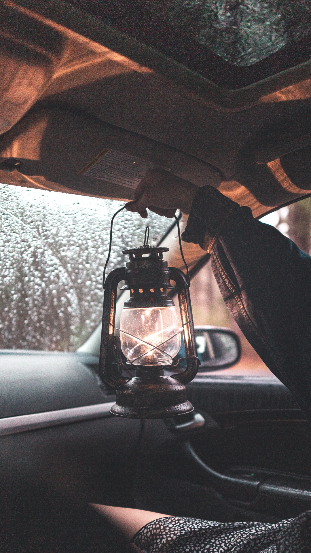 Обои автомобильные запчасти, авто, ветровое стекло, зеркало, окно в разрешении 1080x1920