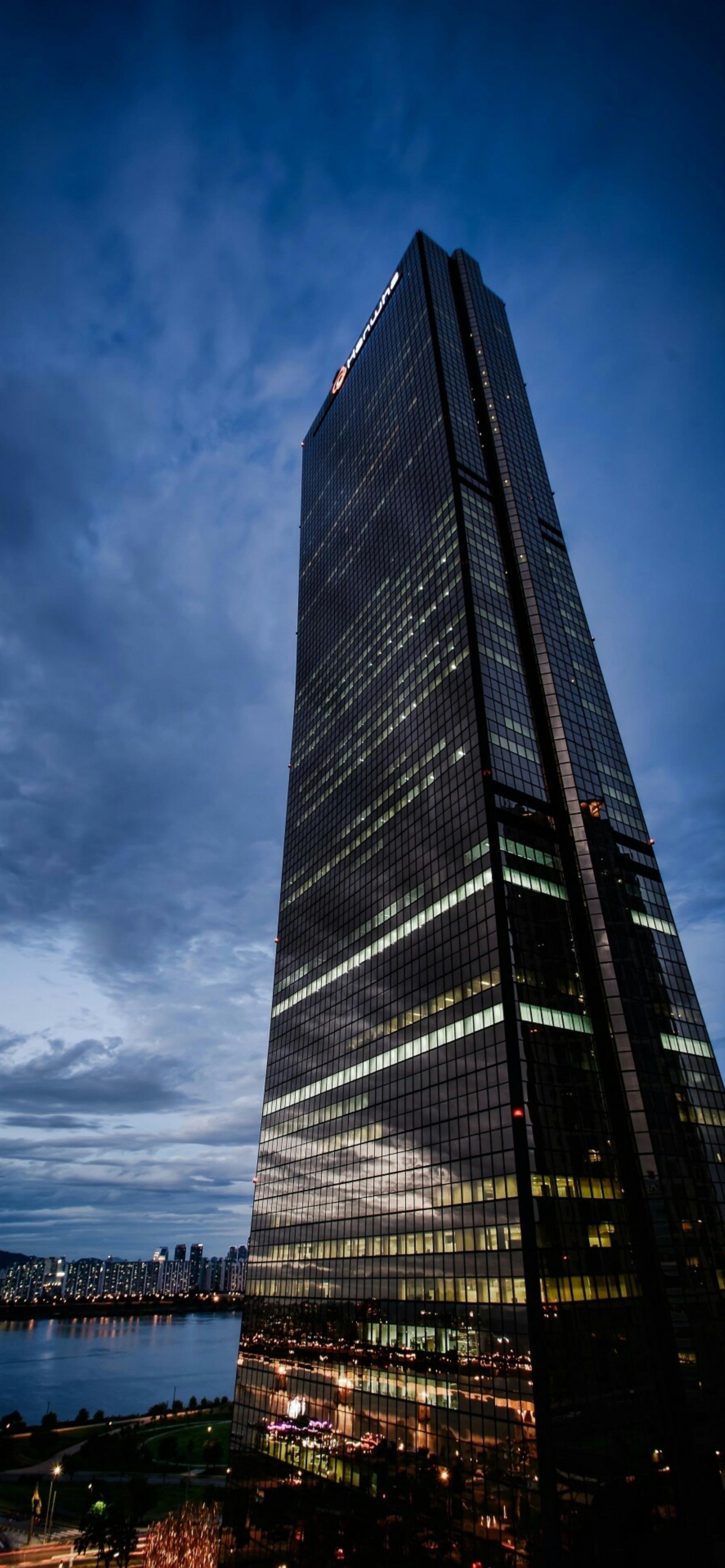 Обои небоскреб, Башня CN, архитектура, мировая башня лотте, здание в разрешении 1242x2688