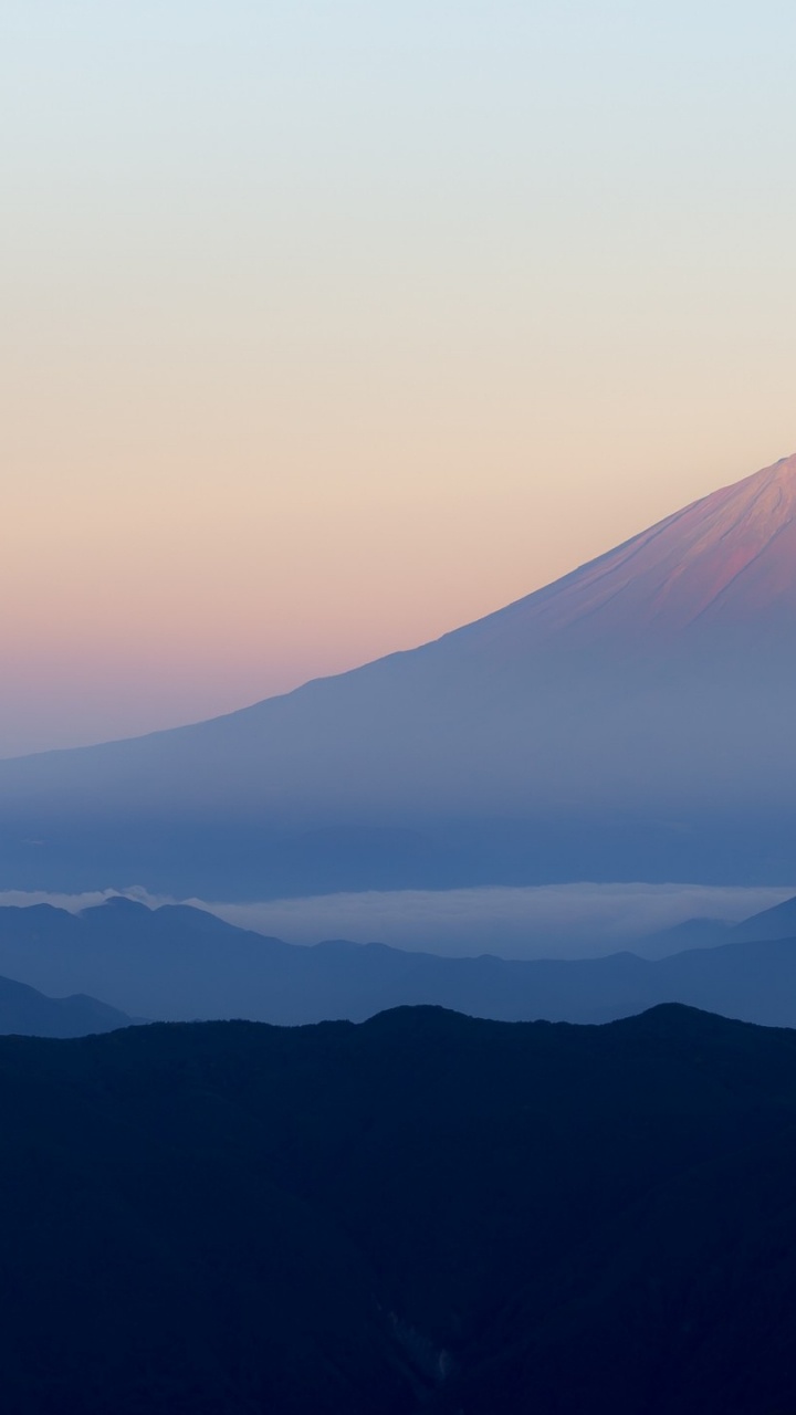 Обои гора Фудзи, гора, вулкан, стратовулкан, горный хребет в разрешении 720x1280