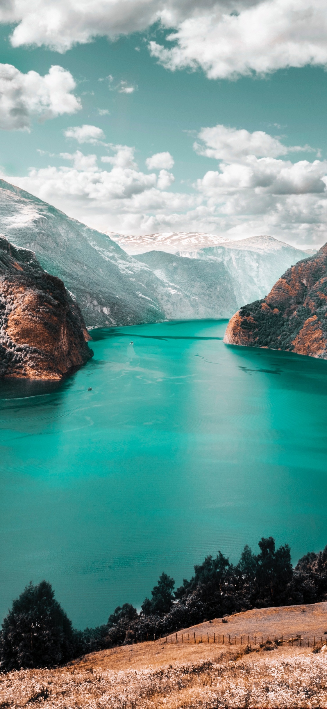 Обои водоем, природный ландшафт, природа, горный рельеф, гора в разрешении 1125x2436