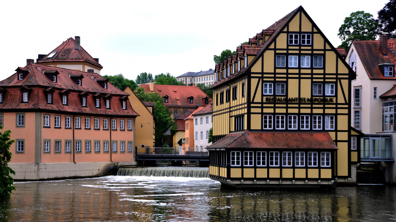Обои Ротенбург-об-дер-Таубер, город, водный путь, вода, городок в разрешении 1366x768