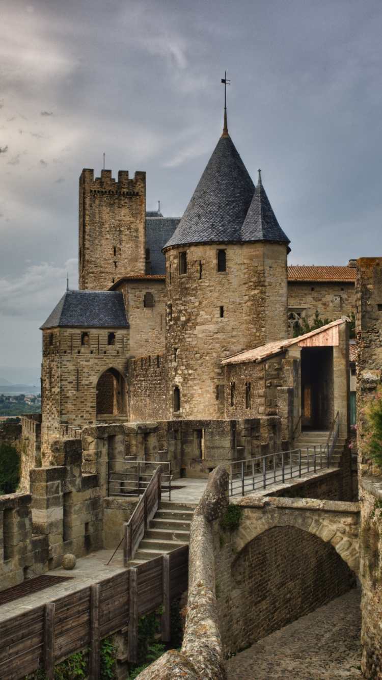 Обои укрепленный город Каркассон, Сите де Каркассон, фортификация, оборонительная стена, замок в разрешении 750x1334