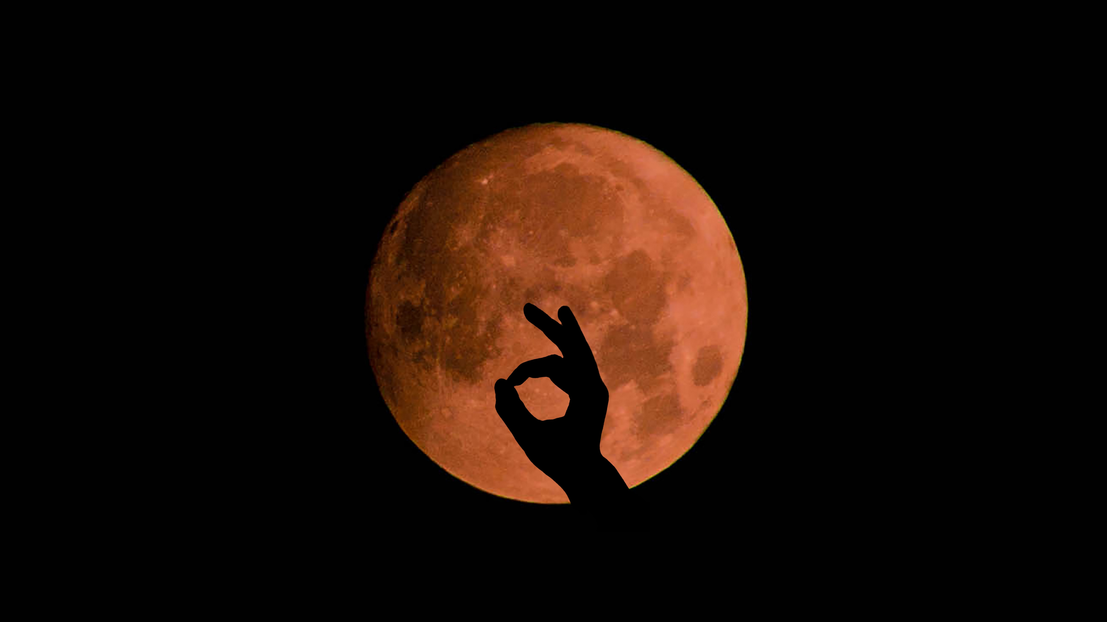 Обои луна, свет, небесное явление, ночь, Апельсин в разрешении 3840x2160